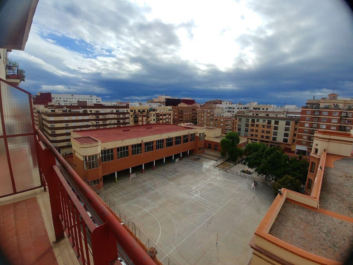 For sale of flat in Castellón