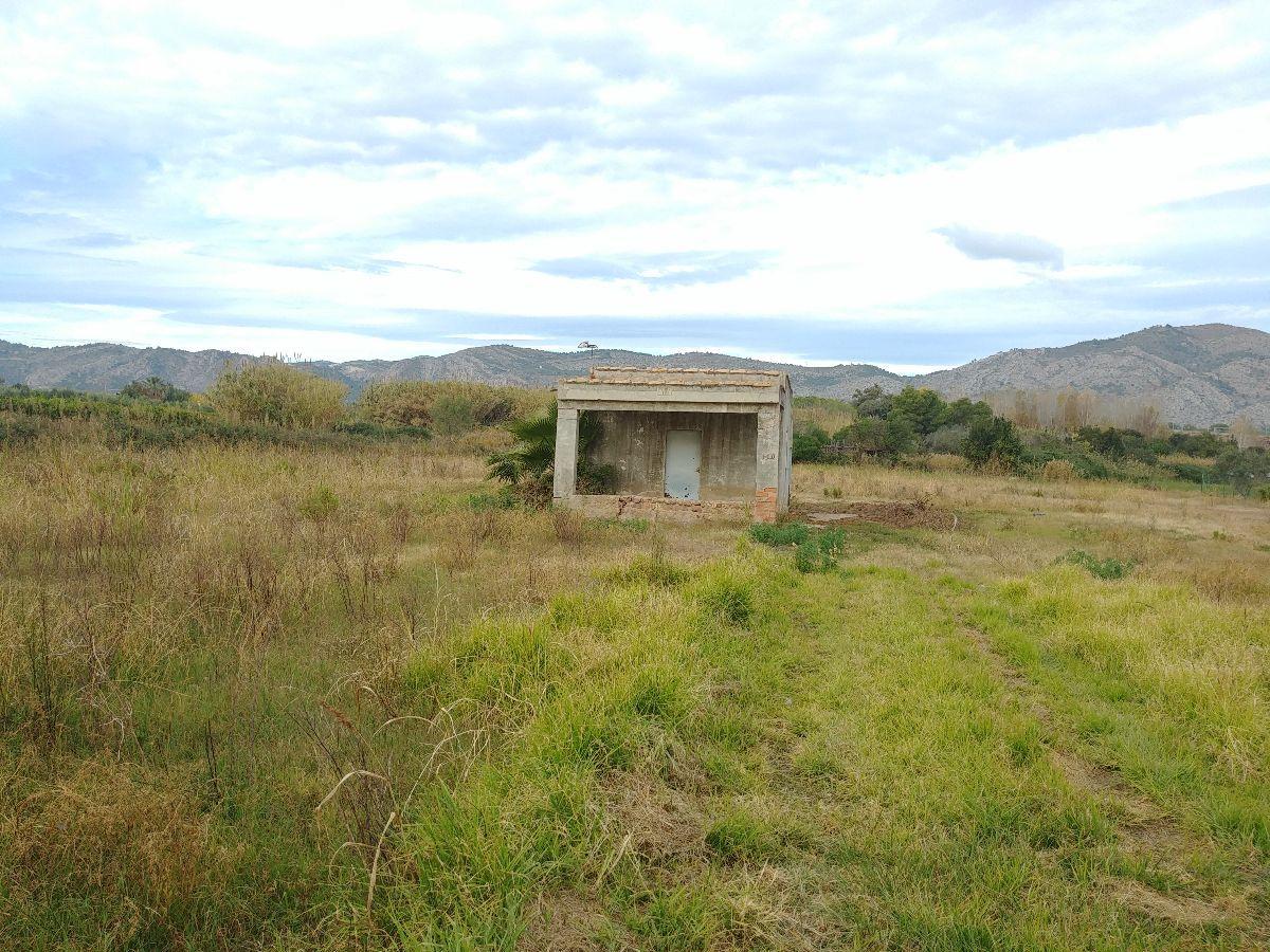 For sale of rural property in Castellón