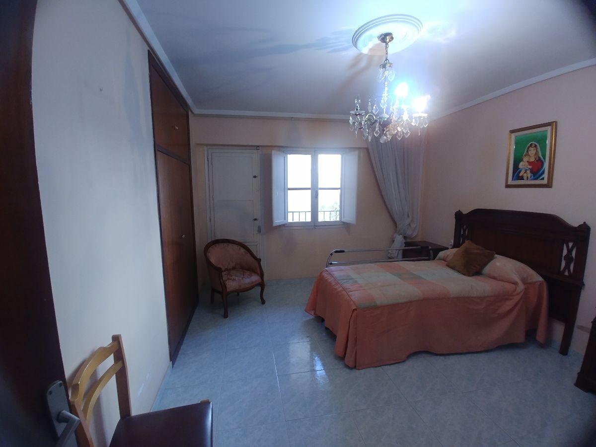 For sale of flat in Castellón