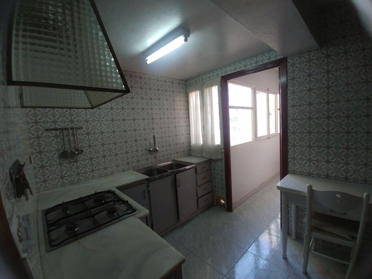 For sale of flat in Castellón