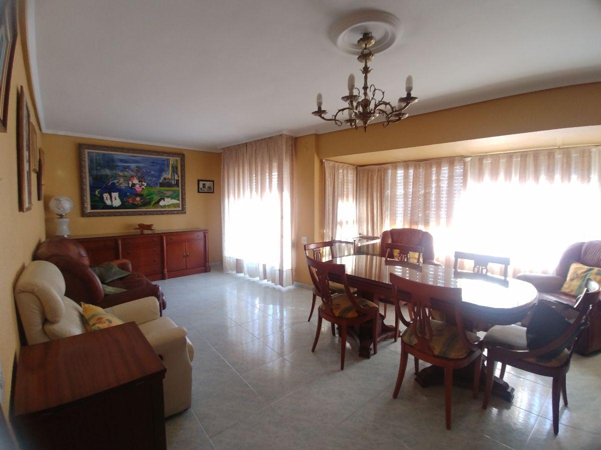 For sale of flat in Castellón