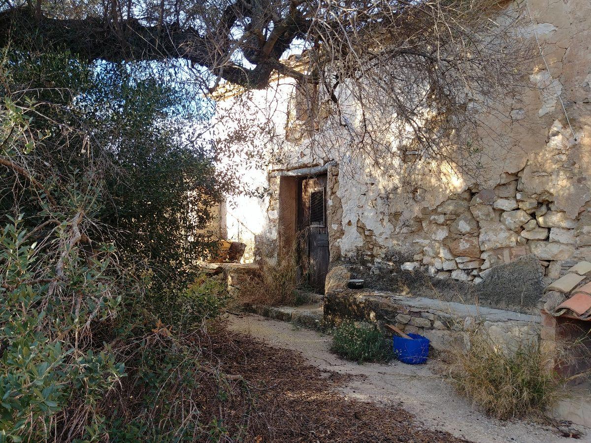 For sale of masia in Castellón