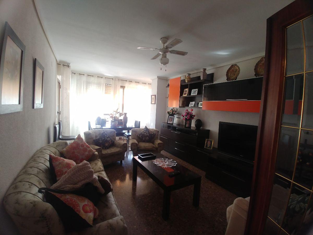 For sale of flat in Castellón