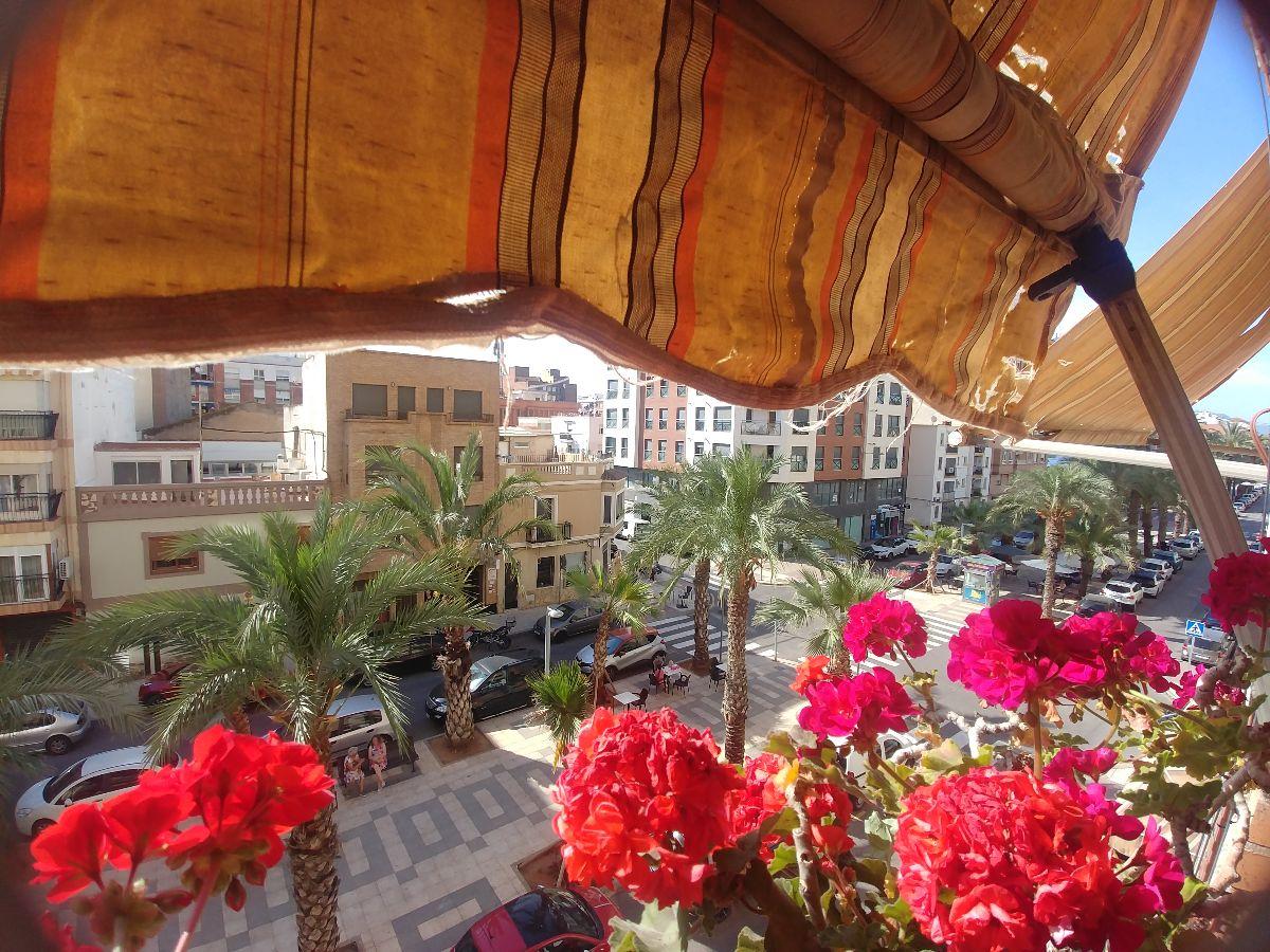 For sale of flat in Castellón
