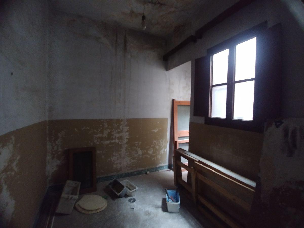 For sale of house in Castellón