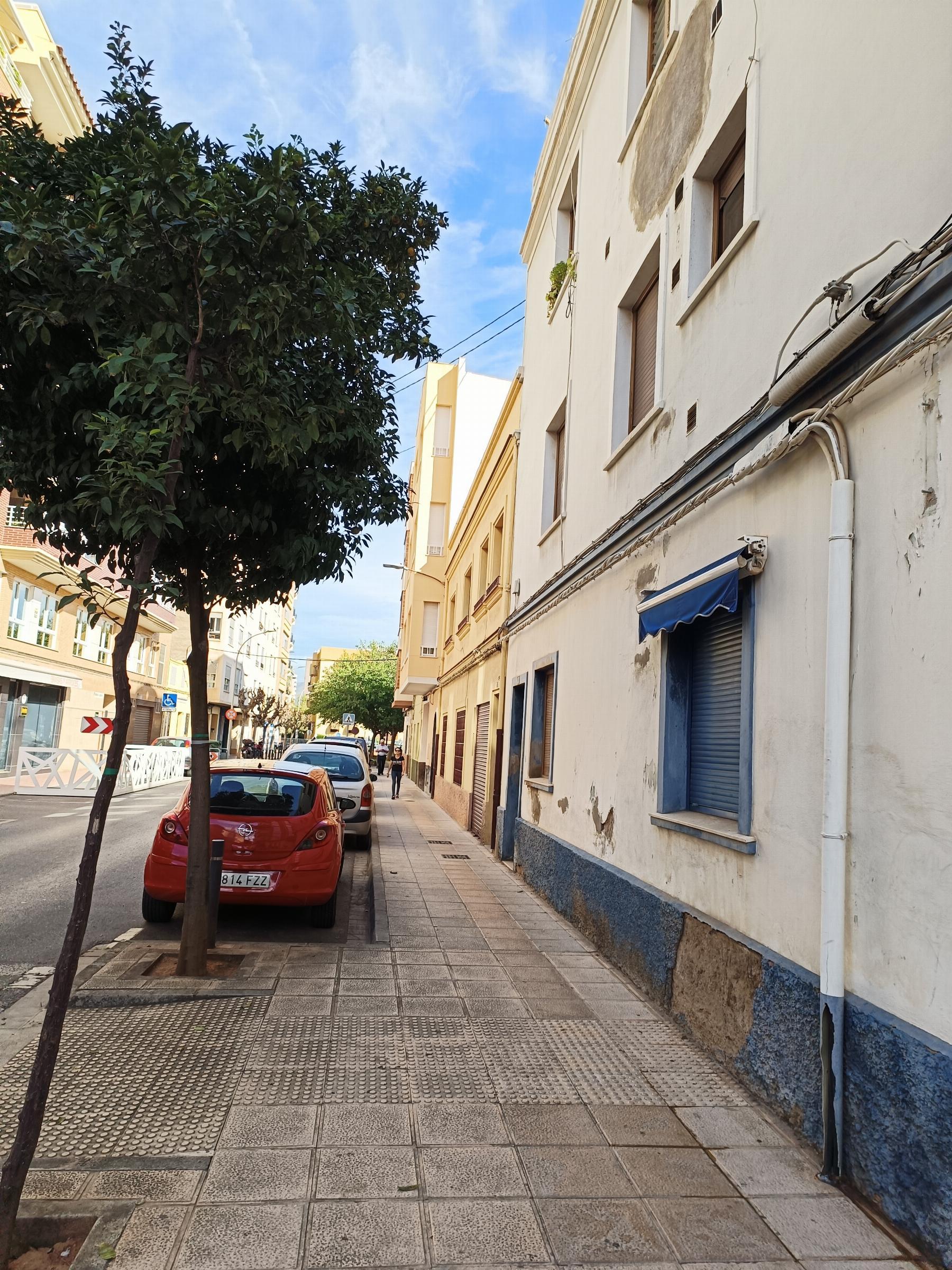 For sale of house in Castellón