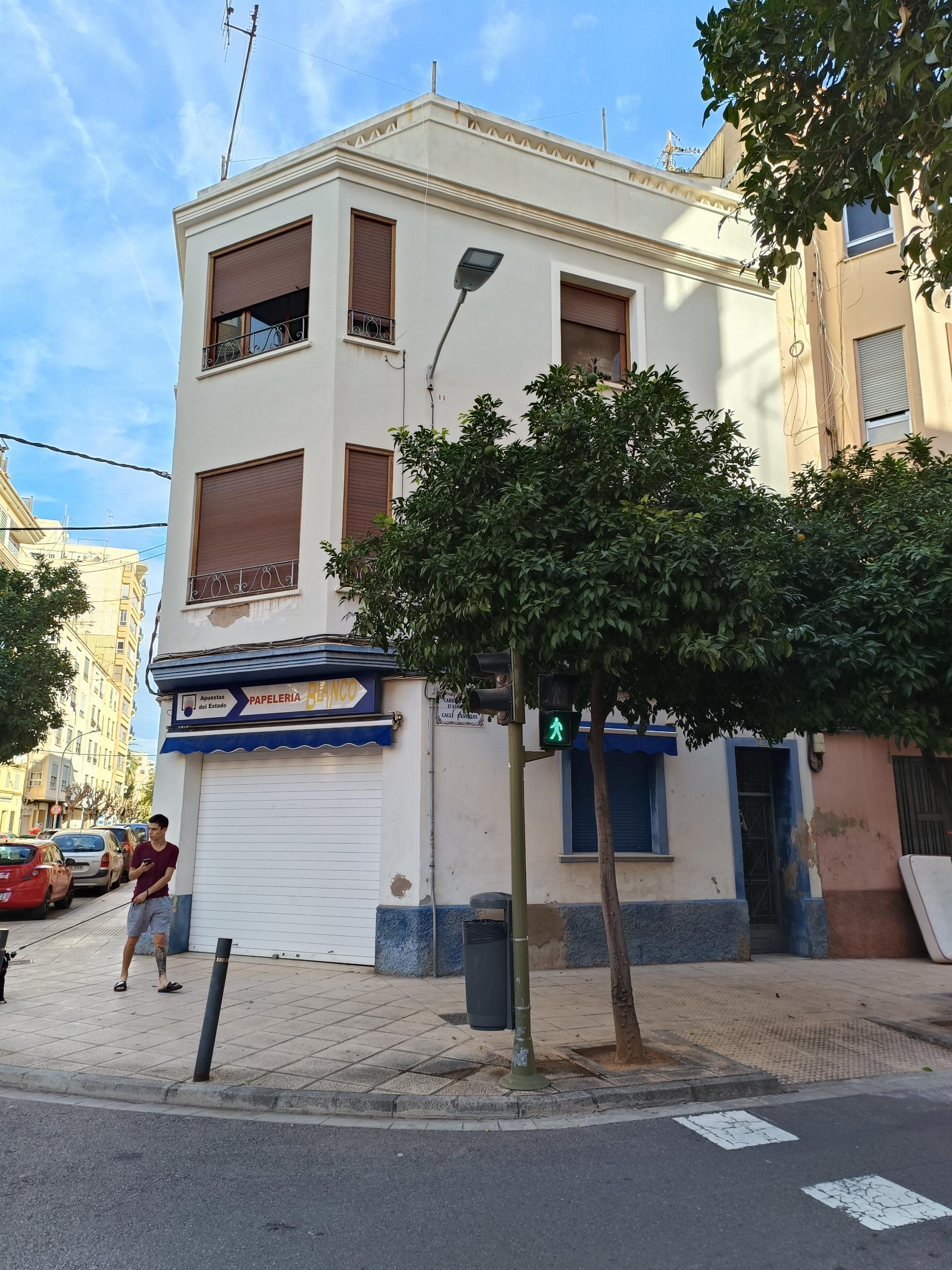 For sale of house in Castellón
