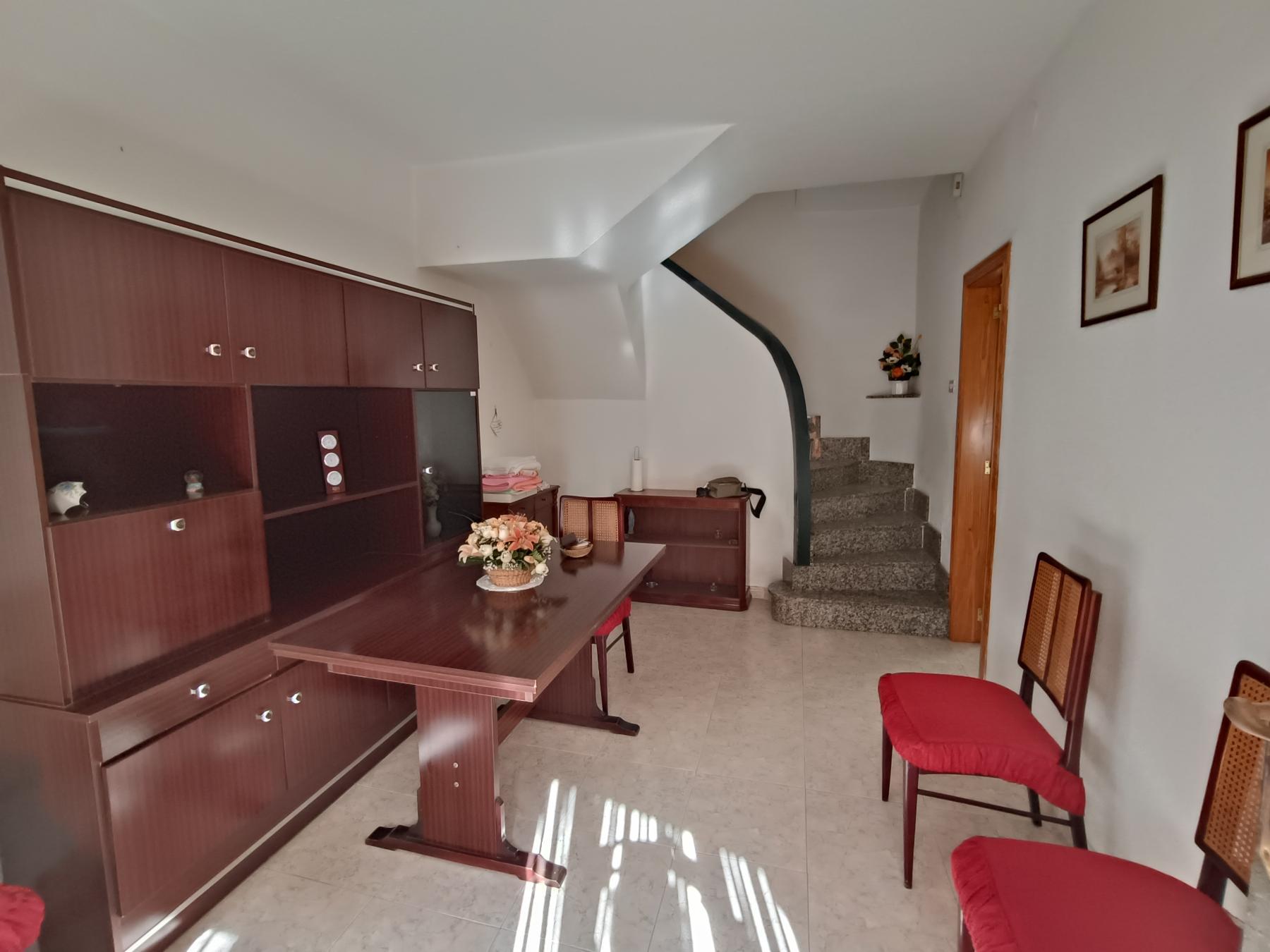 For sale of house in Almazora