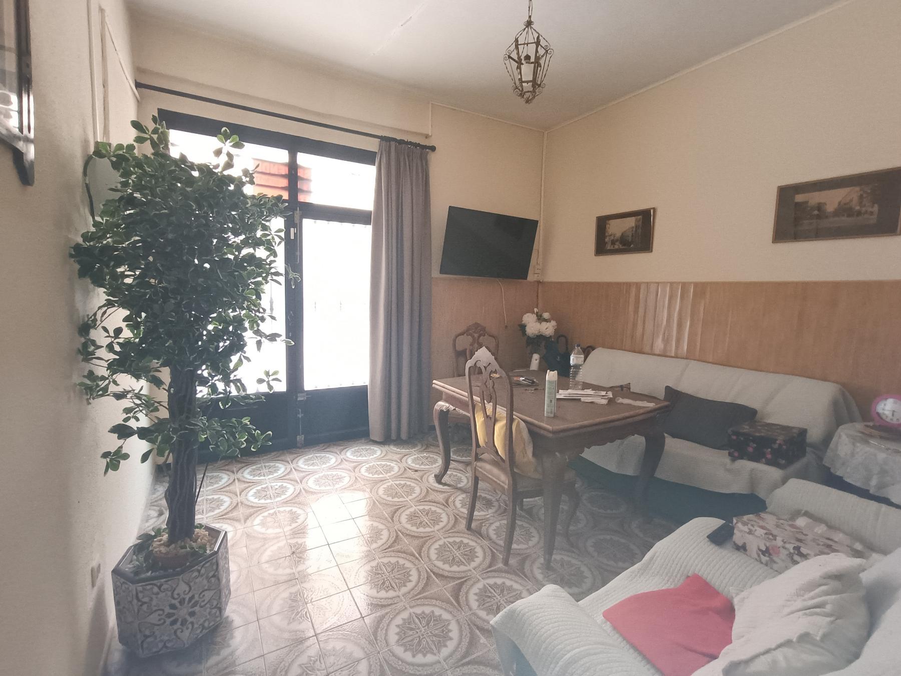 For sale of house in Castellón