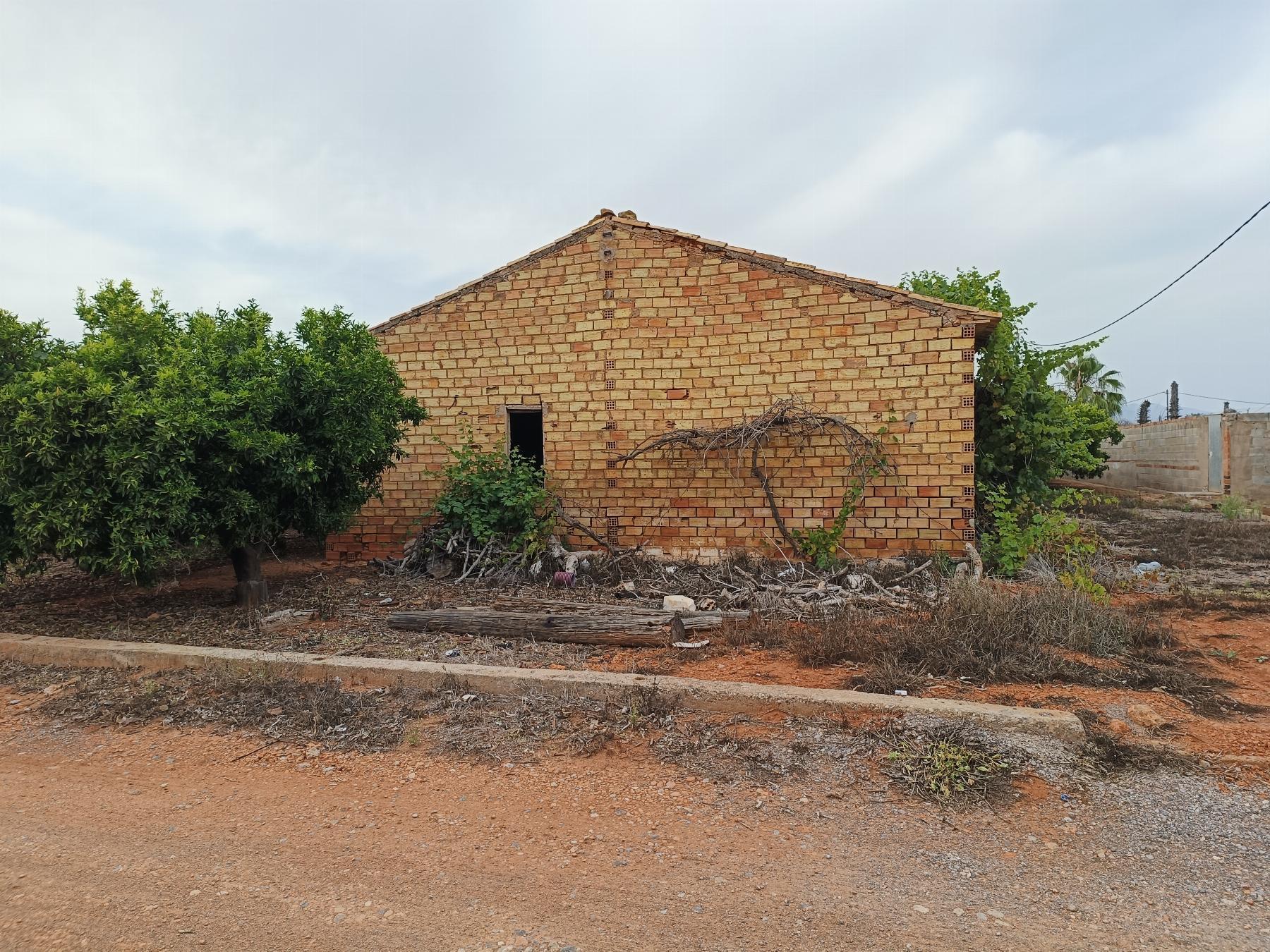 For sale of rural property in Castellón