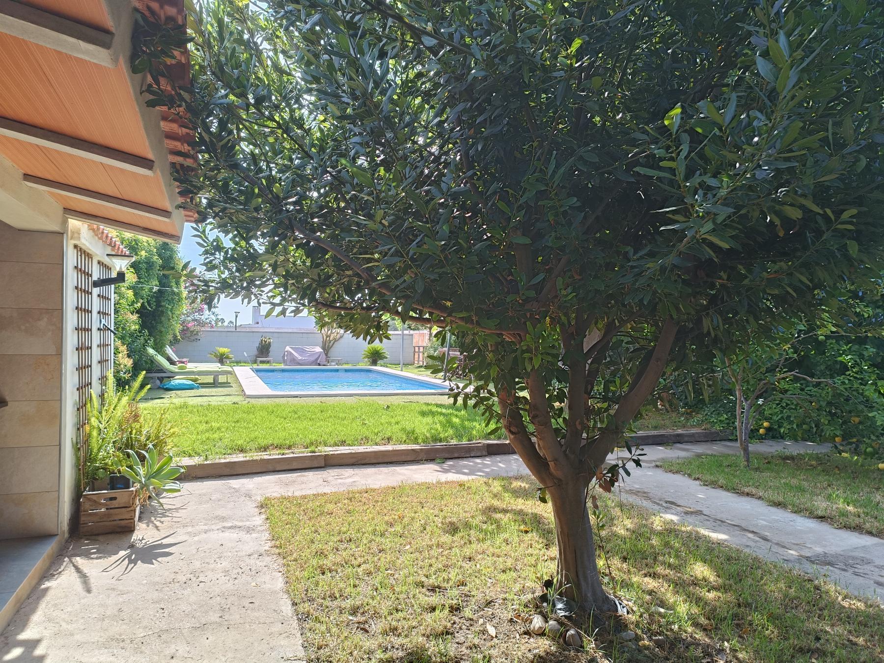 For sale of chalet in Castellón