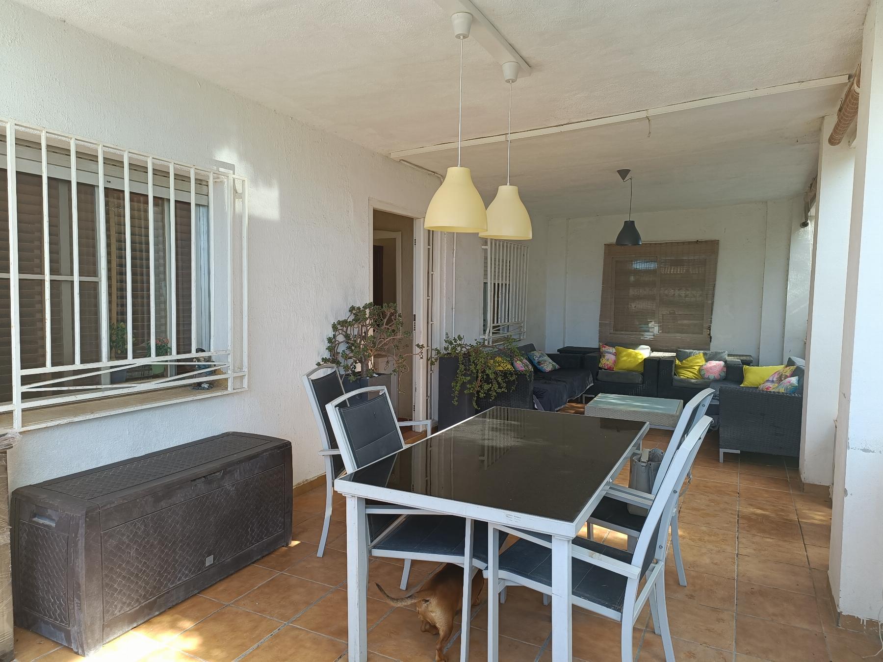 For sale of chalet in Castellón