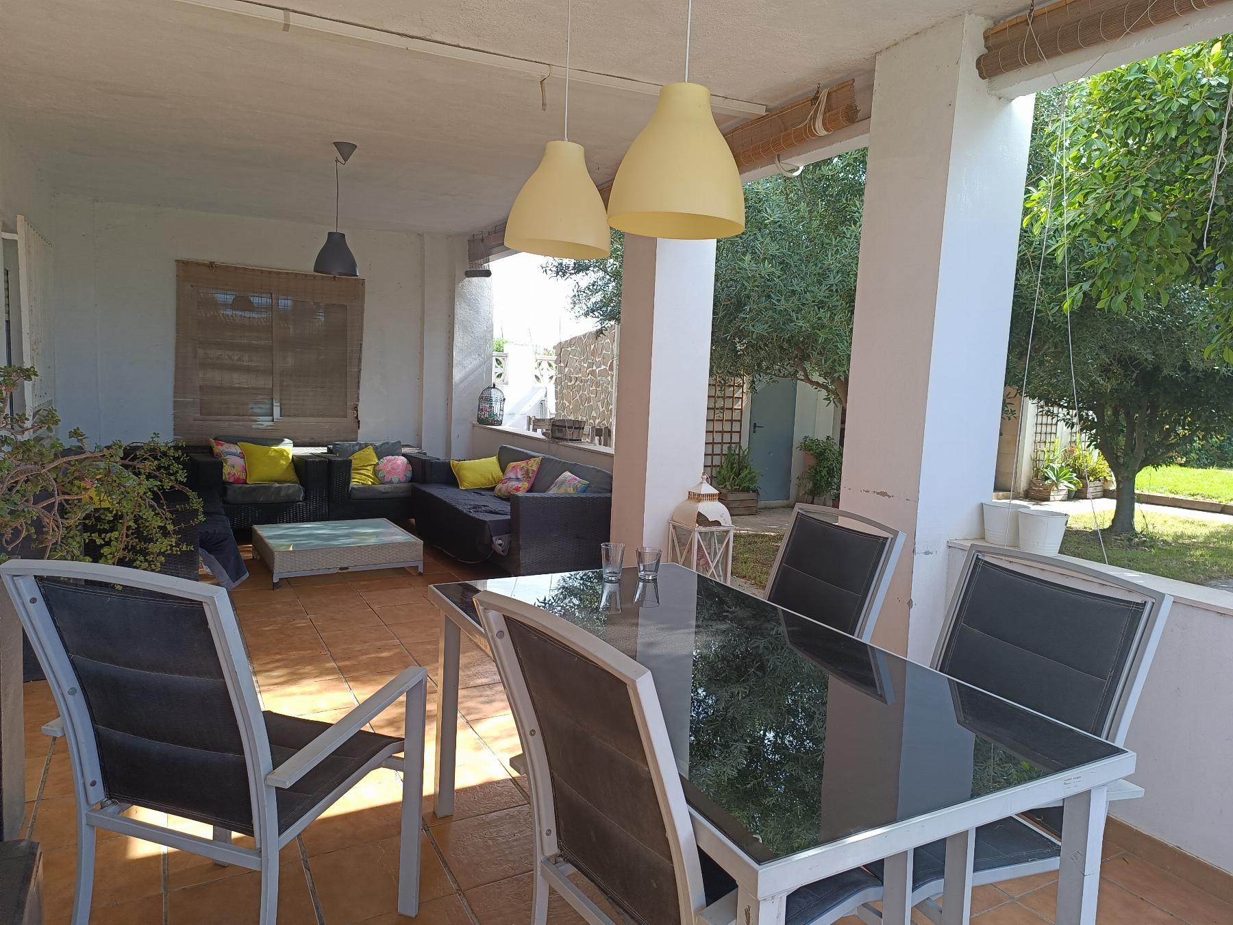 For sale of chalet in Castellón