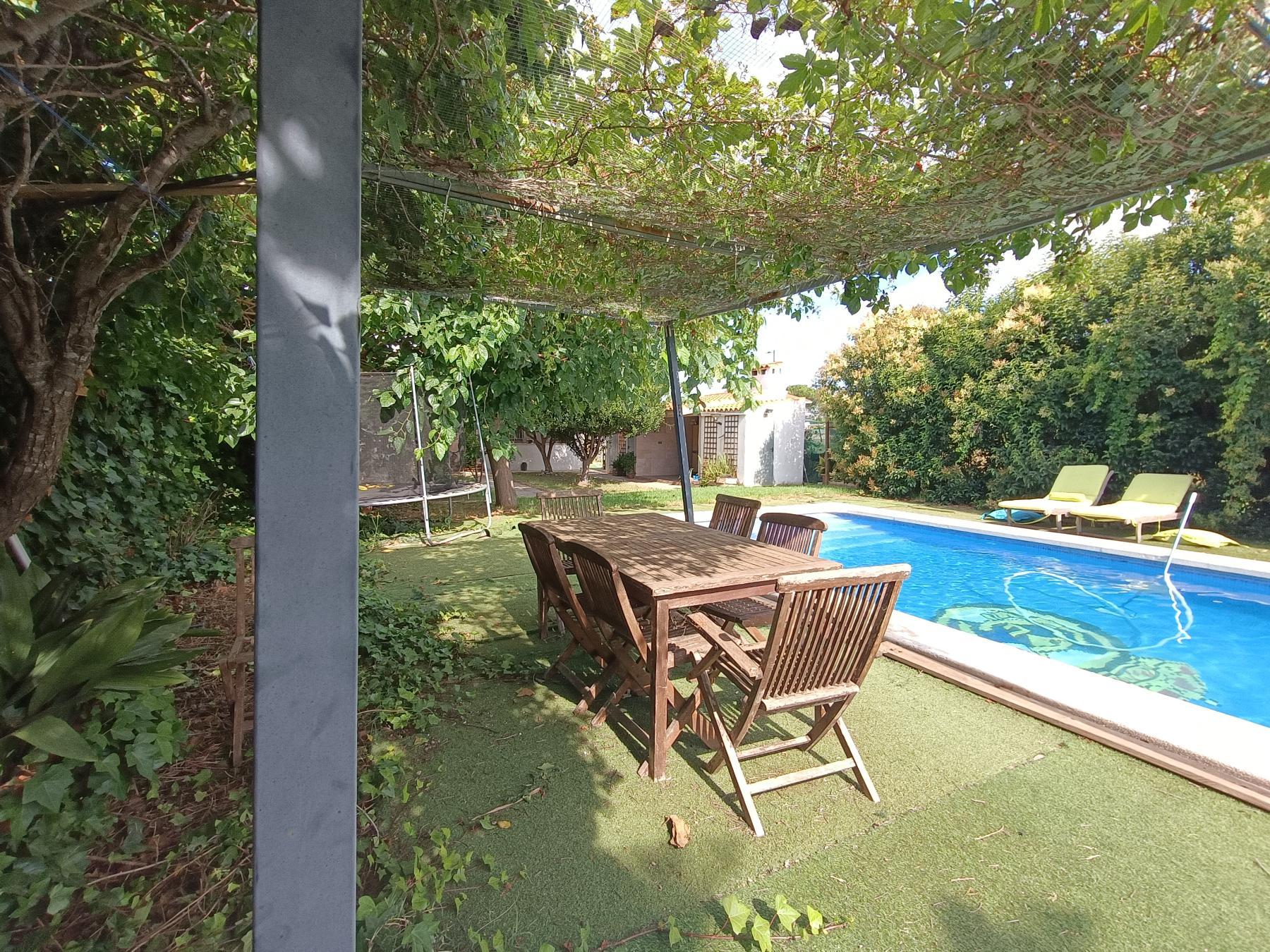For sale of chalet in Castellón