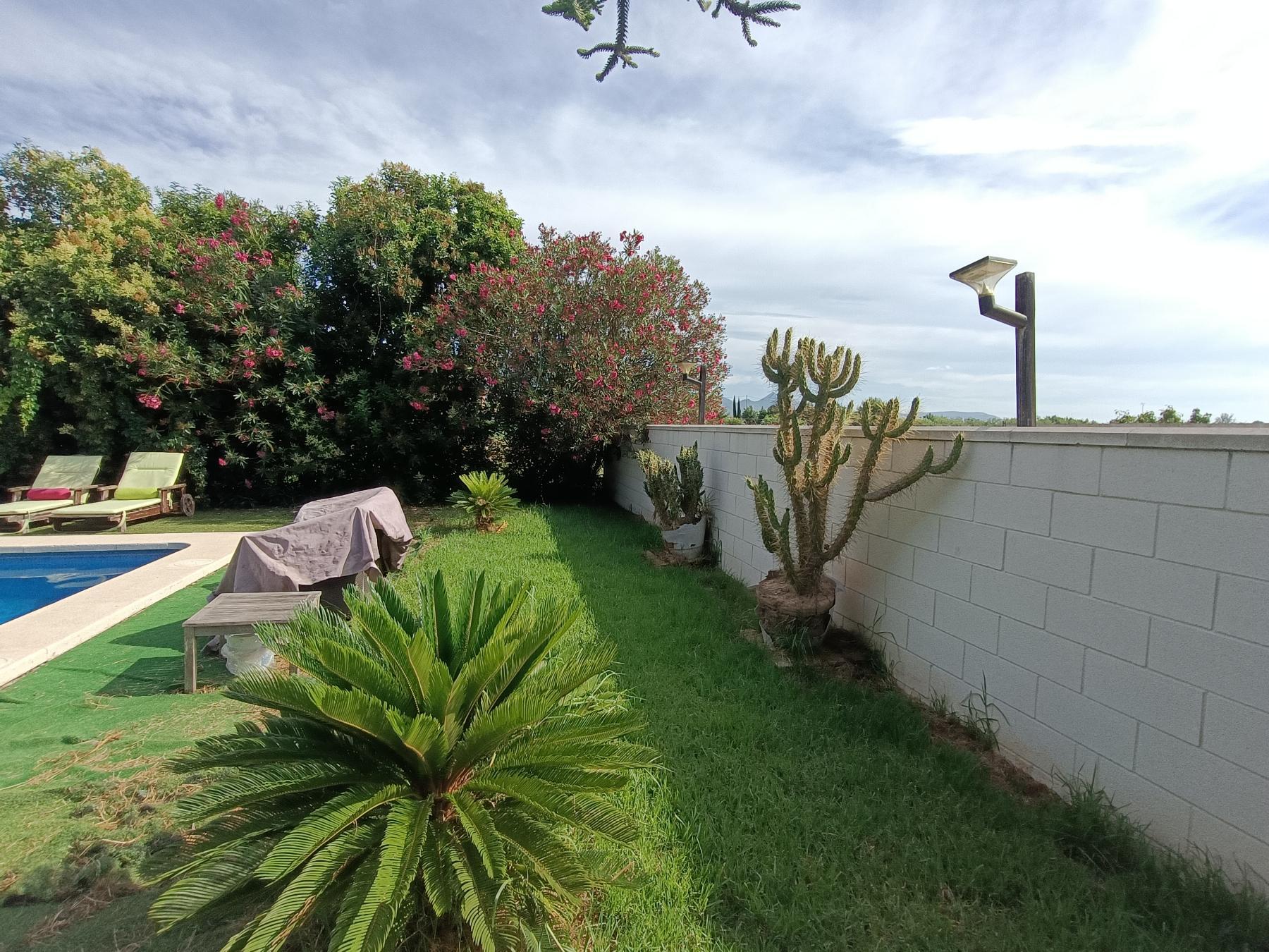 For sale of chalet in Castellón