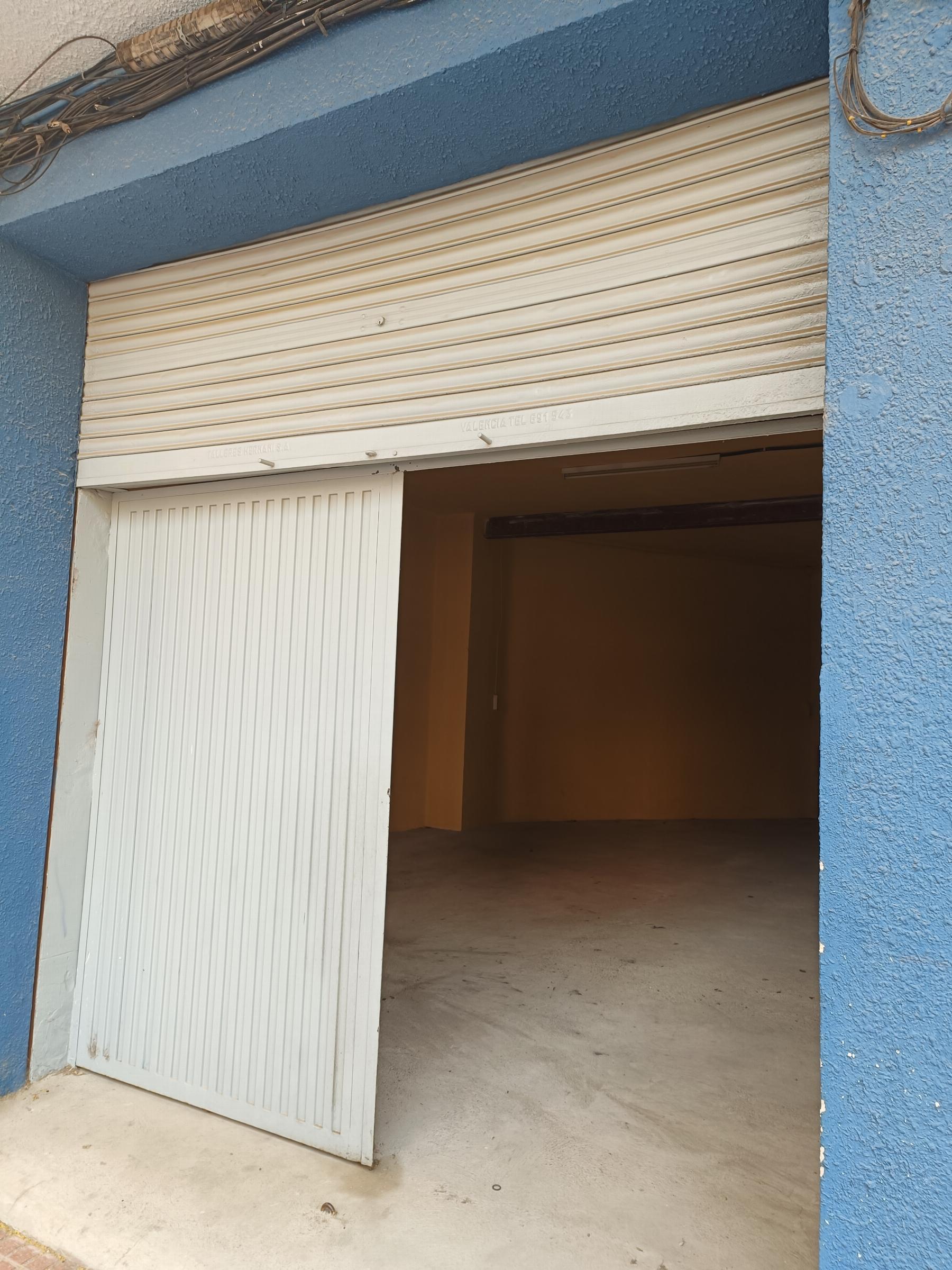 For sale of commercial in Castellón