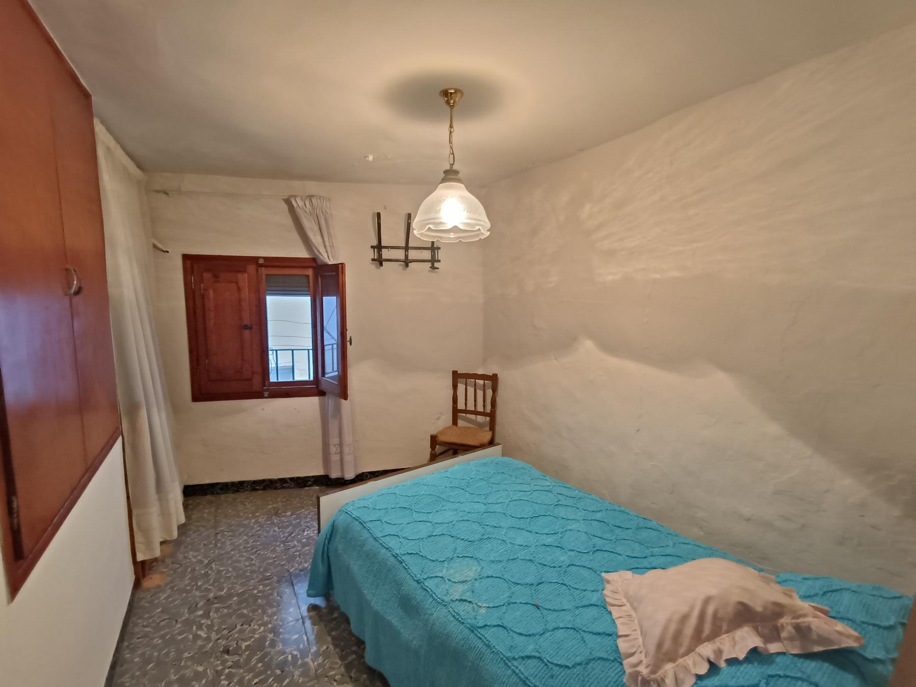 For sale of house in Lucena del Cid