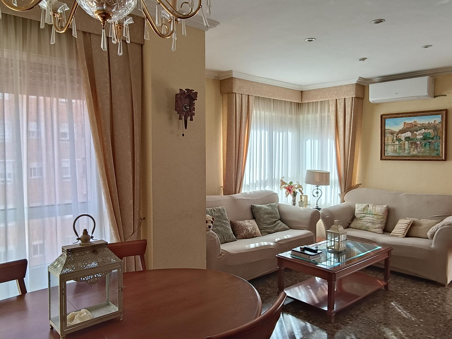 For sale of flat in Castellón