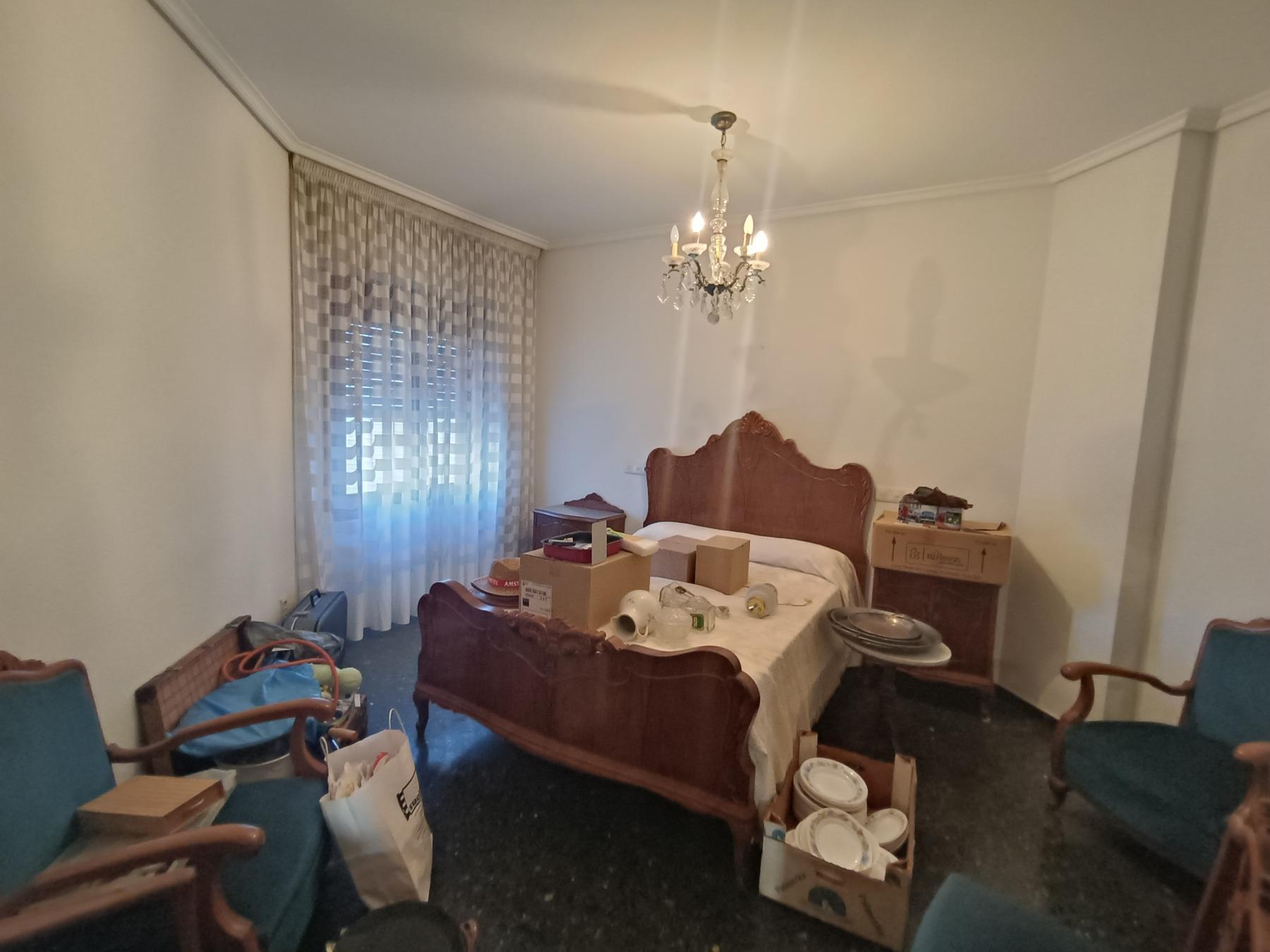 For sale of flat in Castellón