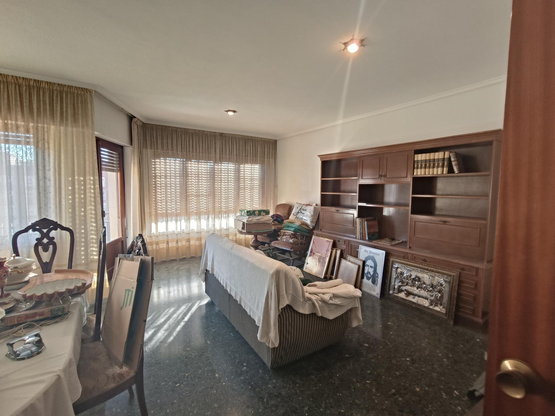 For sale of flat in Castellón