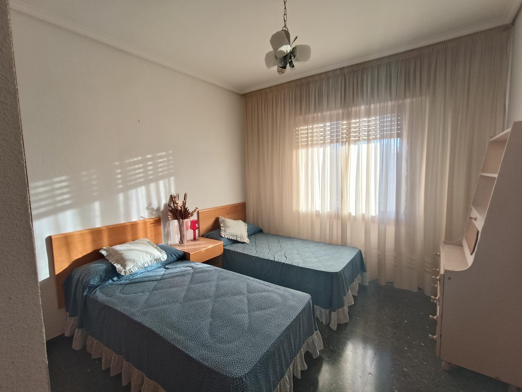 For sale of flat in Castellón