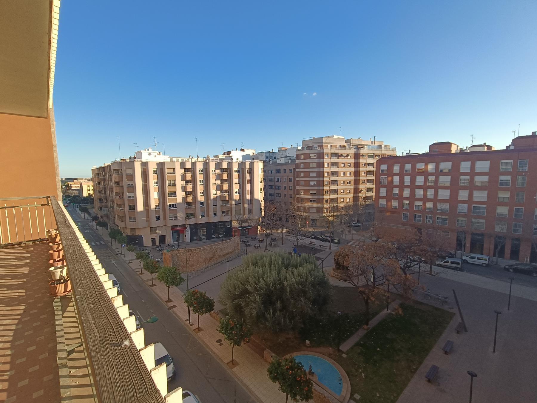 For sale of flat in Castellón
