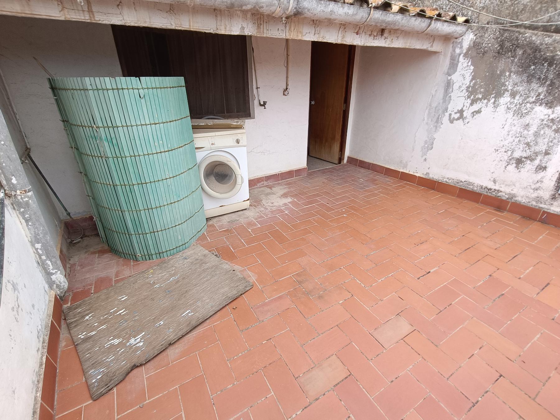 For sale of house in Useras