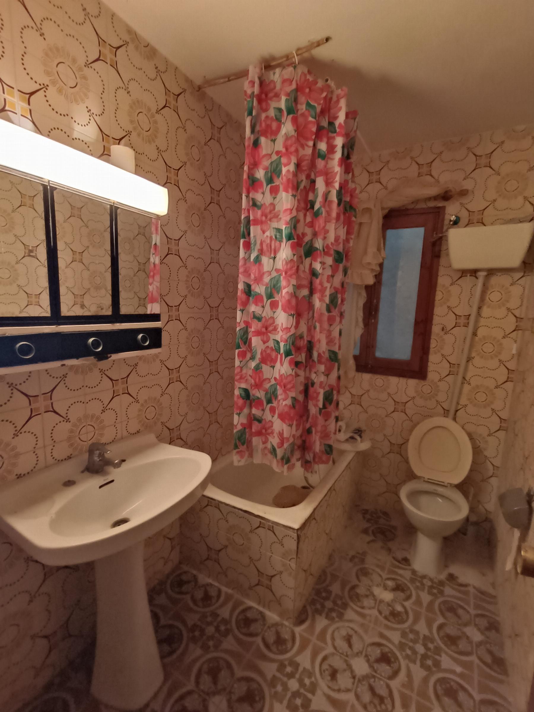 For sale of house in Useras