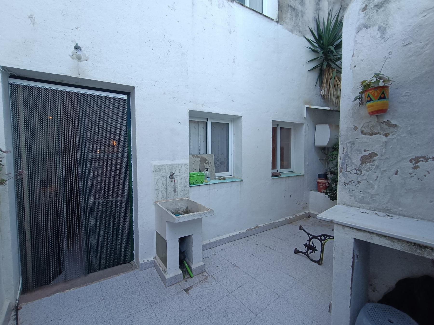 For sale of house in Vilafamés