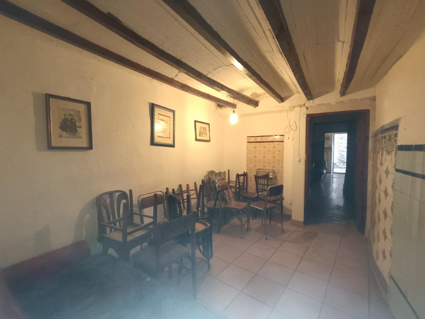 For sale of house in Useras