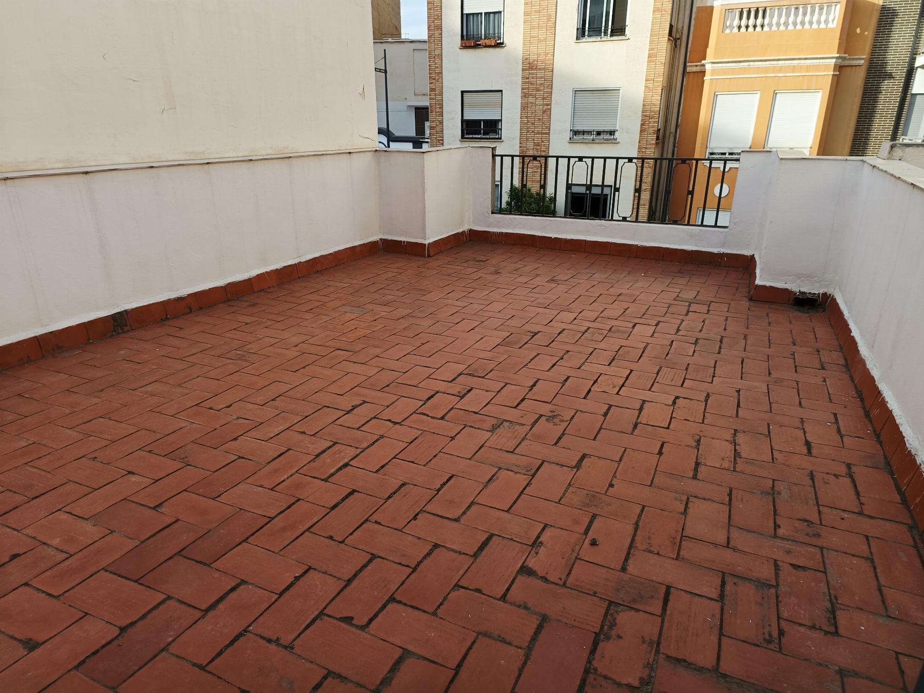 For sale of house in Castellón