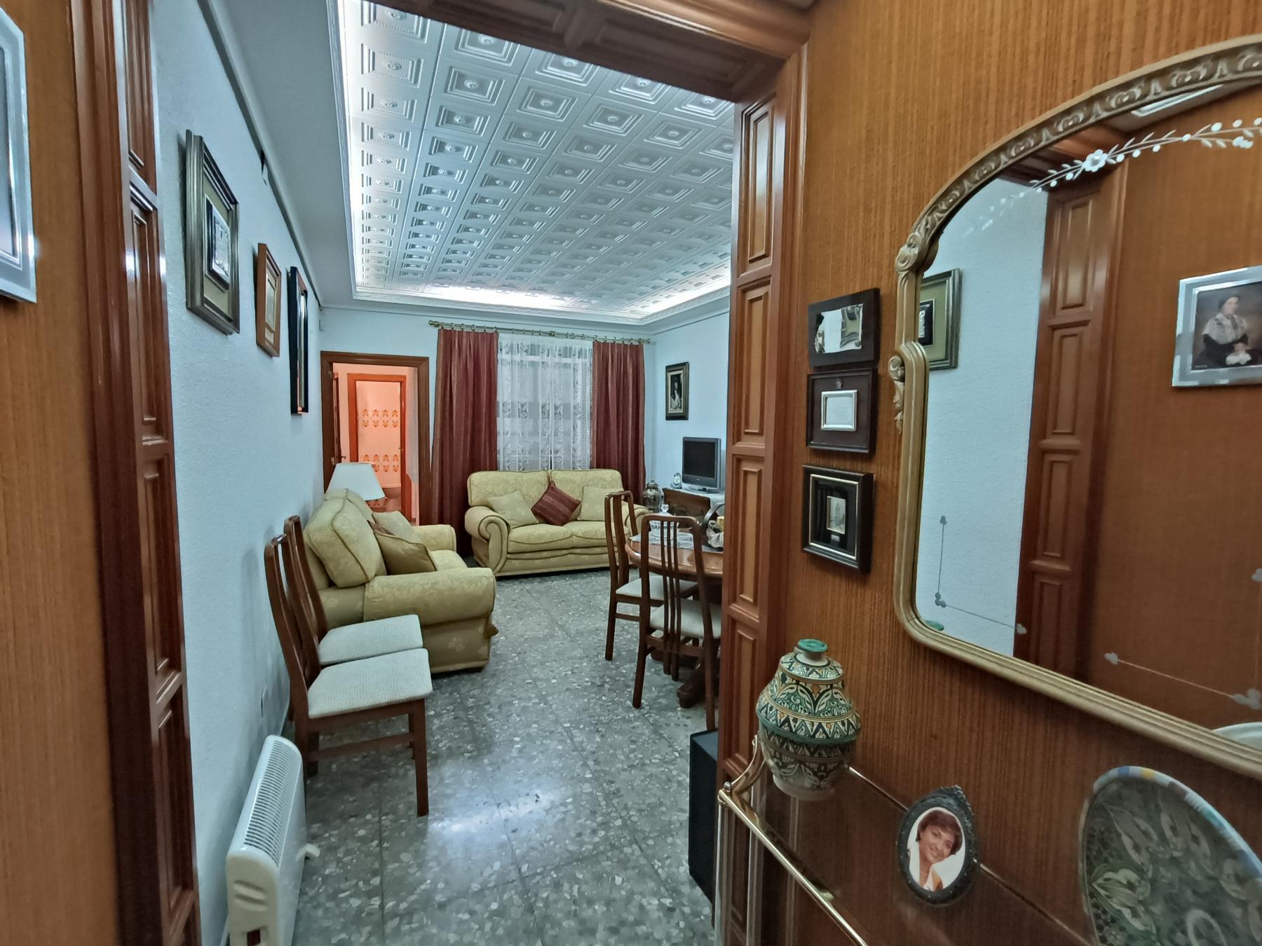 For sale of house in Castellón