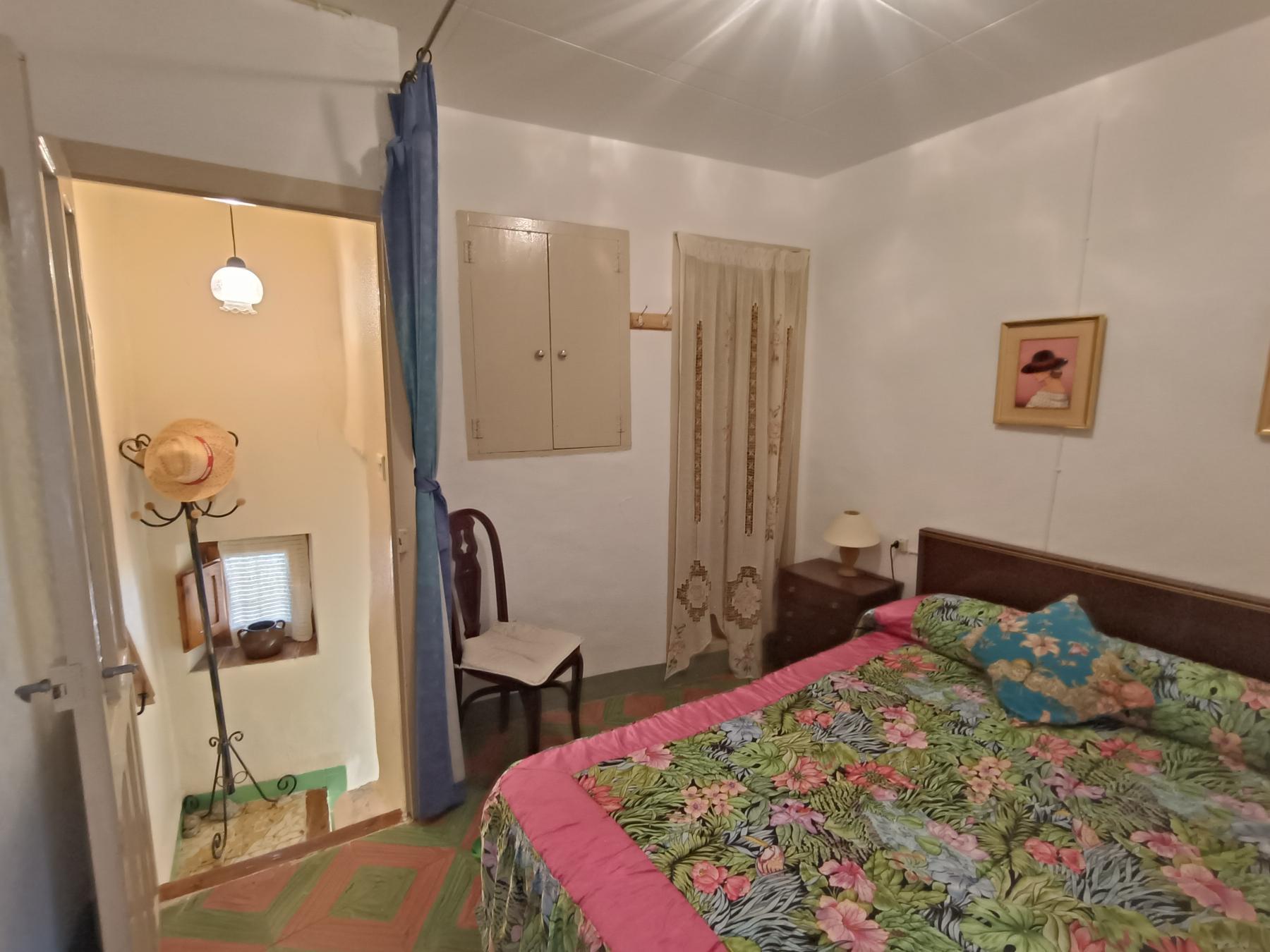 For sale of house in Villafranca del Cid