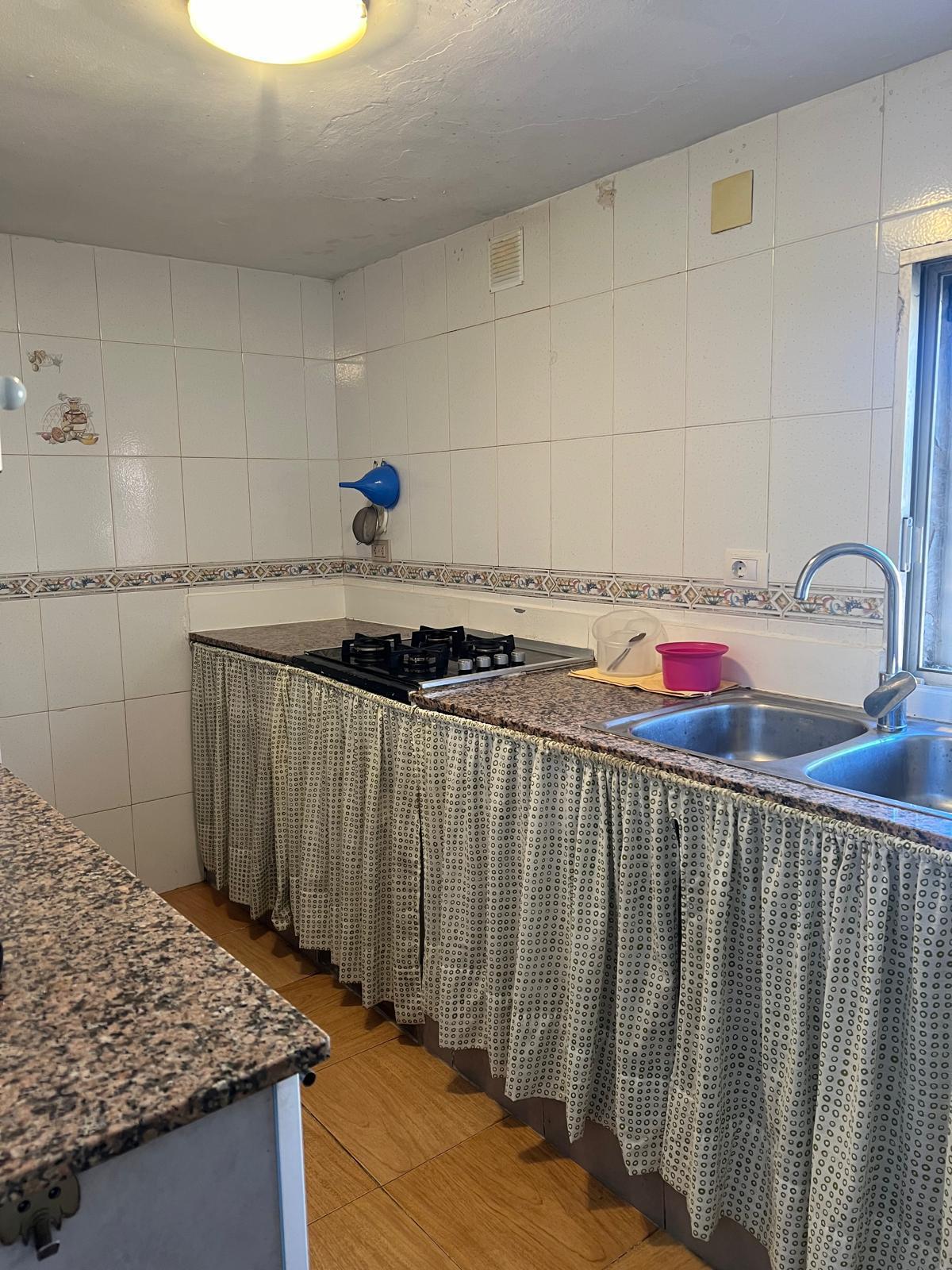 For sale of villa in Castellón