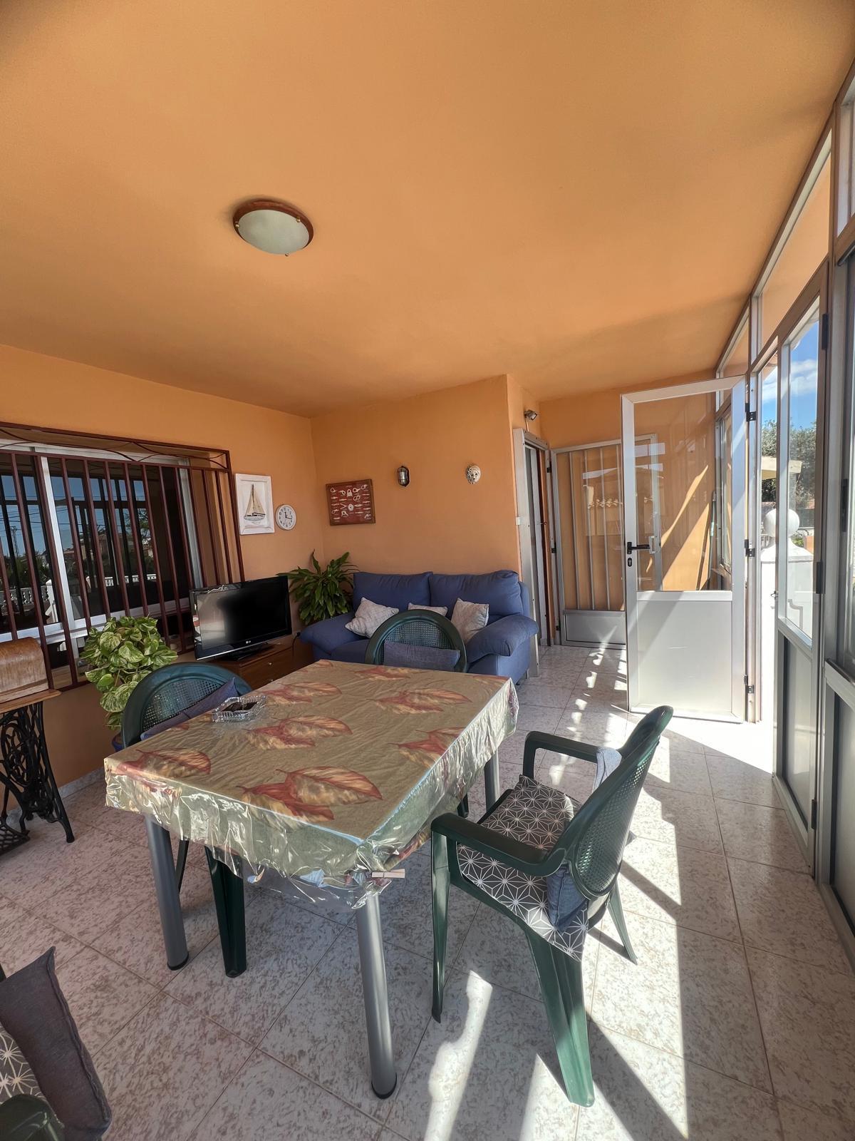 For sale of villa in Castellón