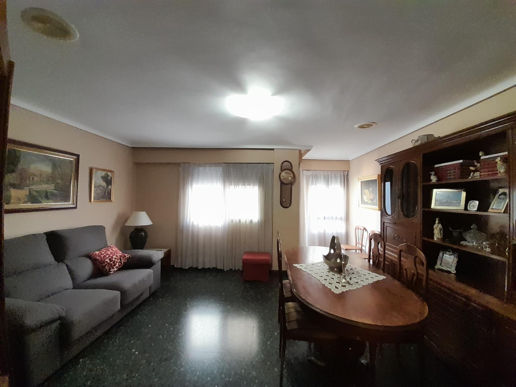 For sale of flat in Castellón