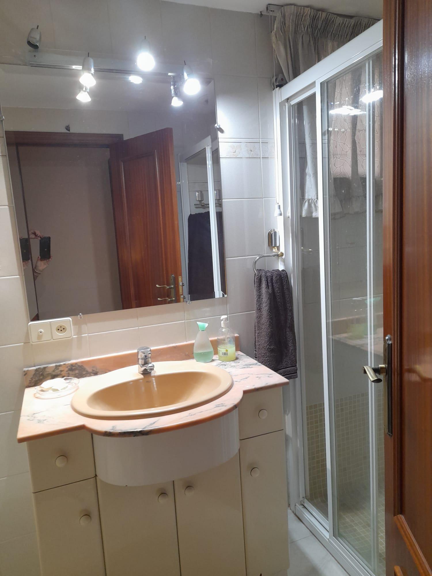 For sale of flat in Castellón