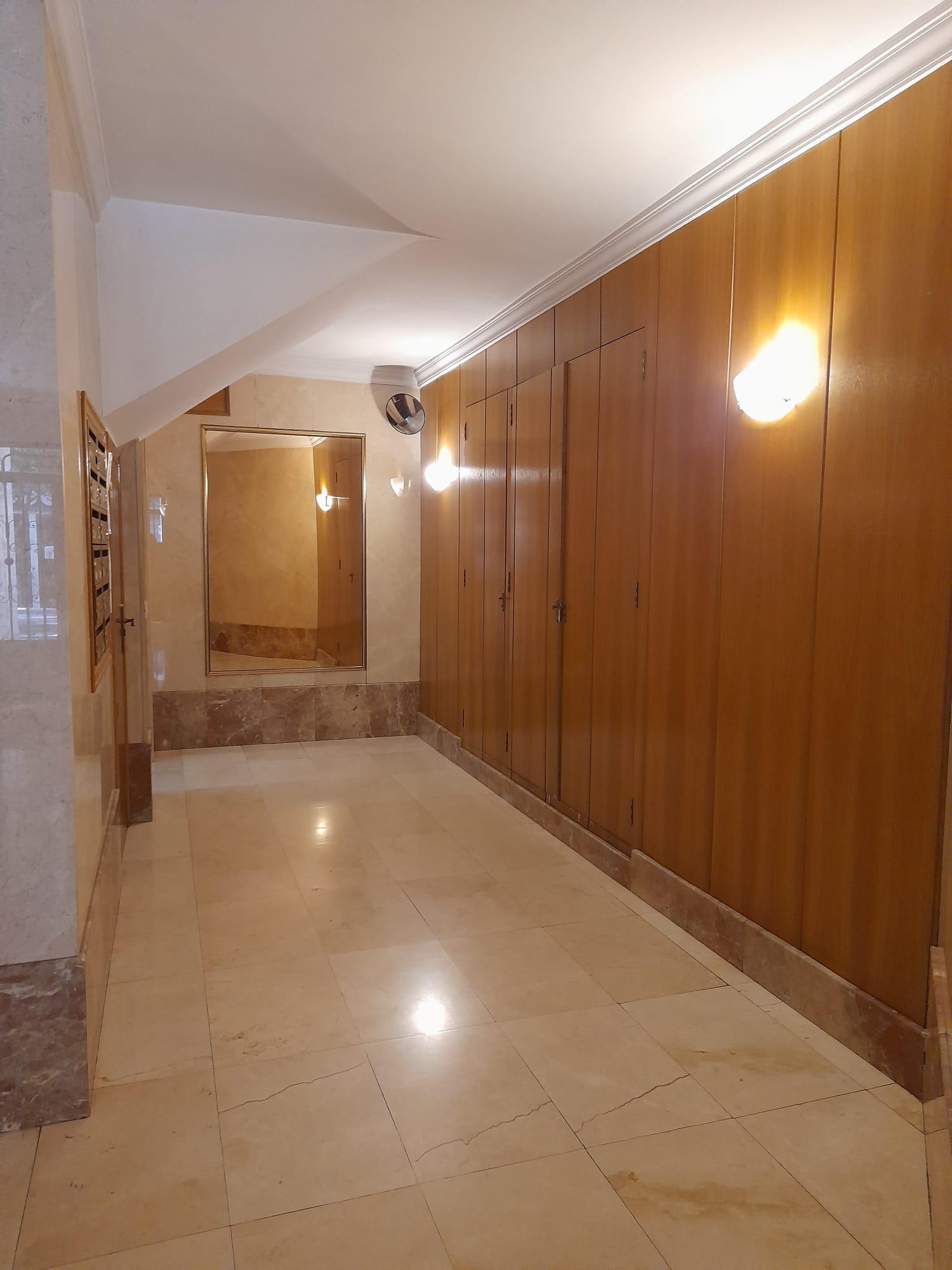 For sale of flat in Castellón