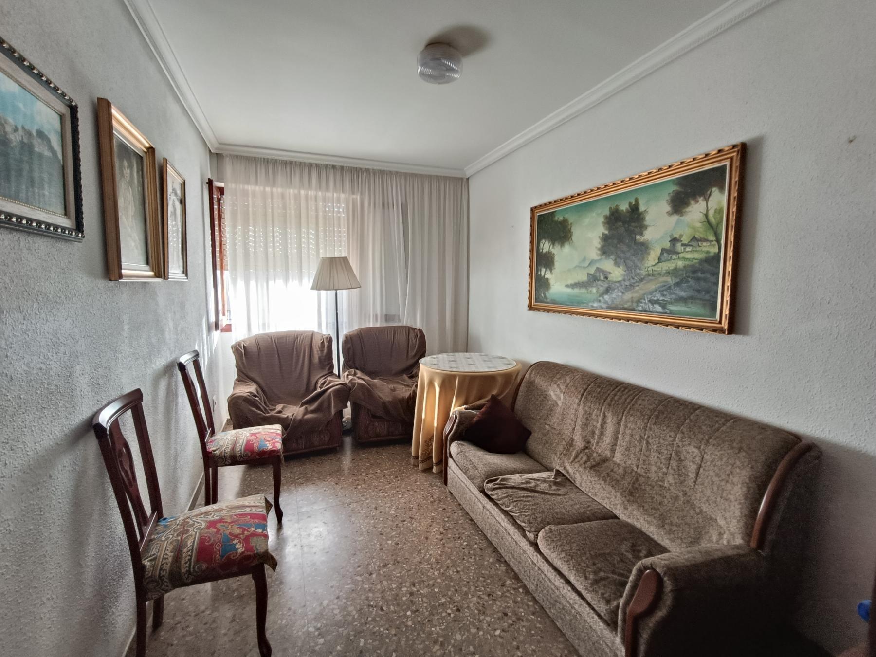 For sale of flat in Castellón