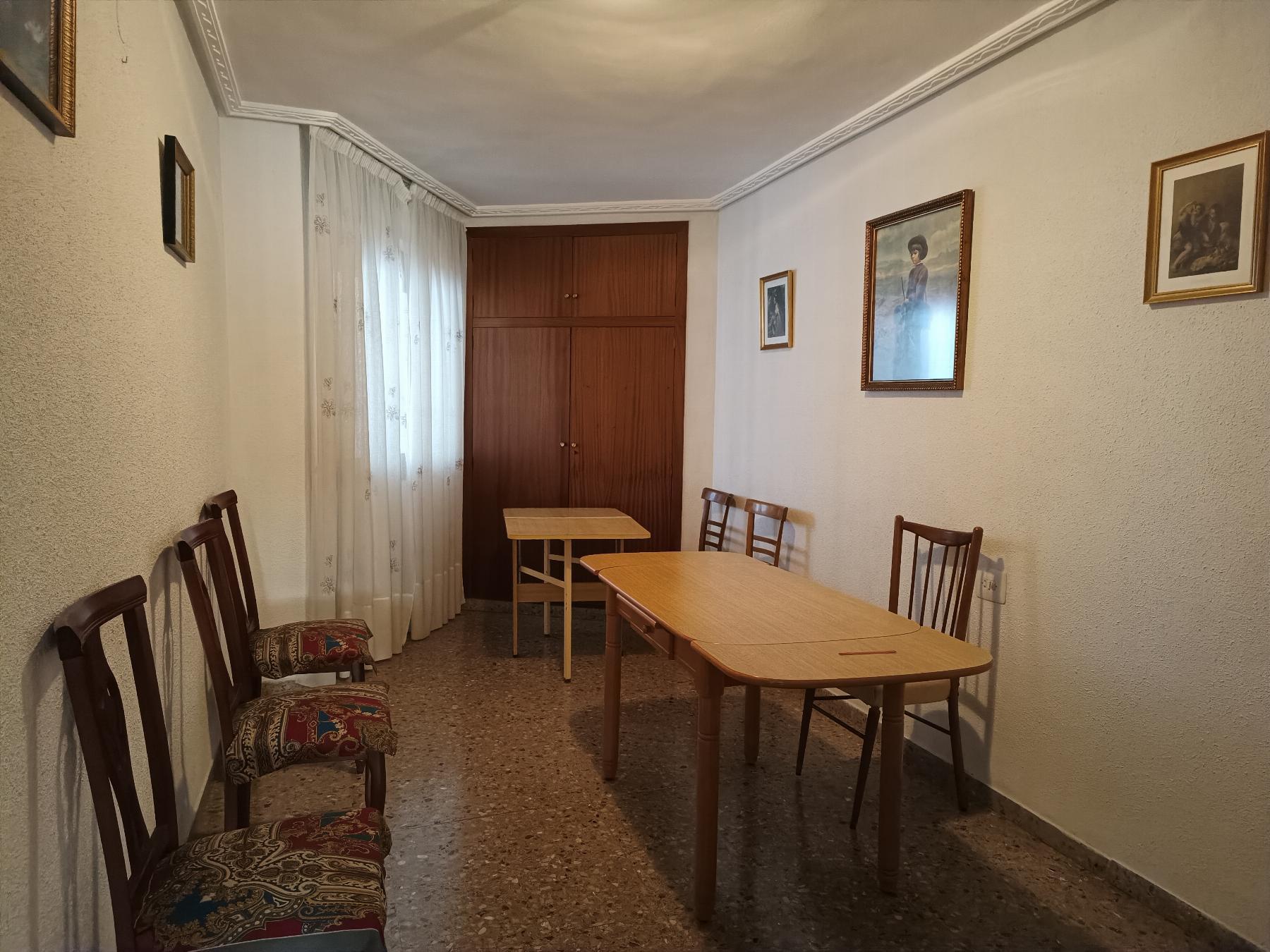 For sale of flat in Castellón
