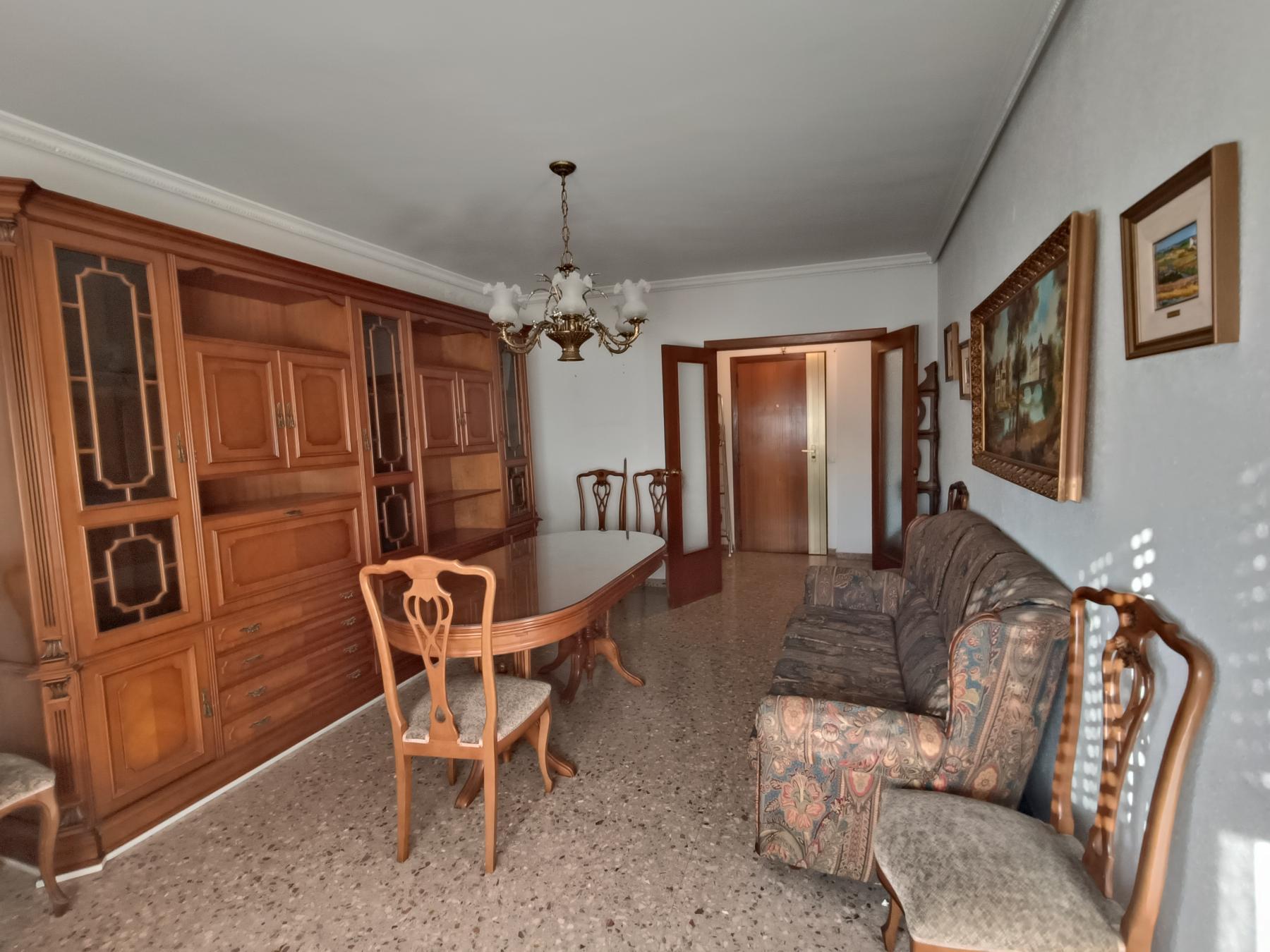 For sale of flat in Castellón