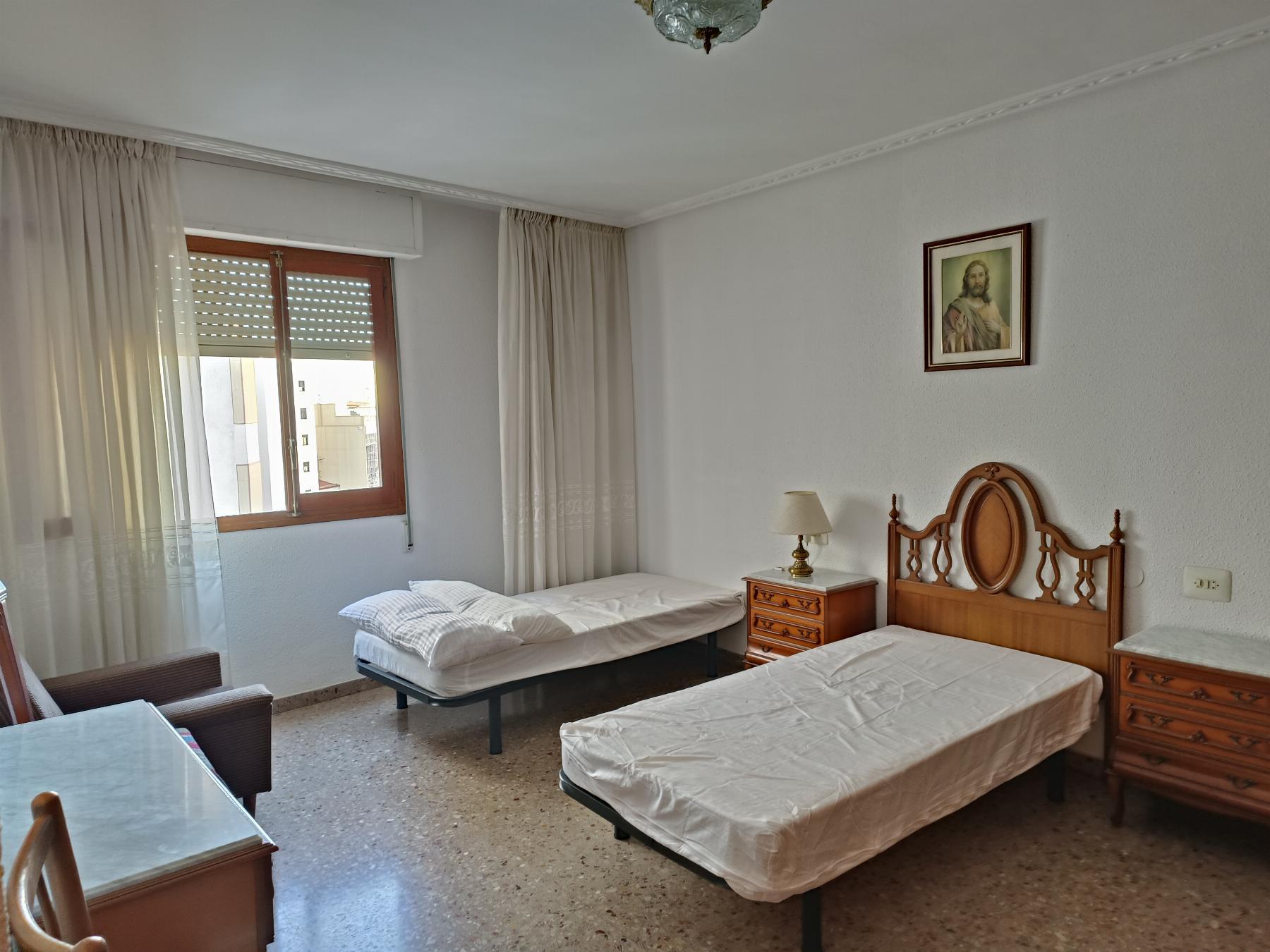 For sale of flat in Castellón