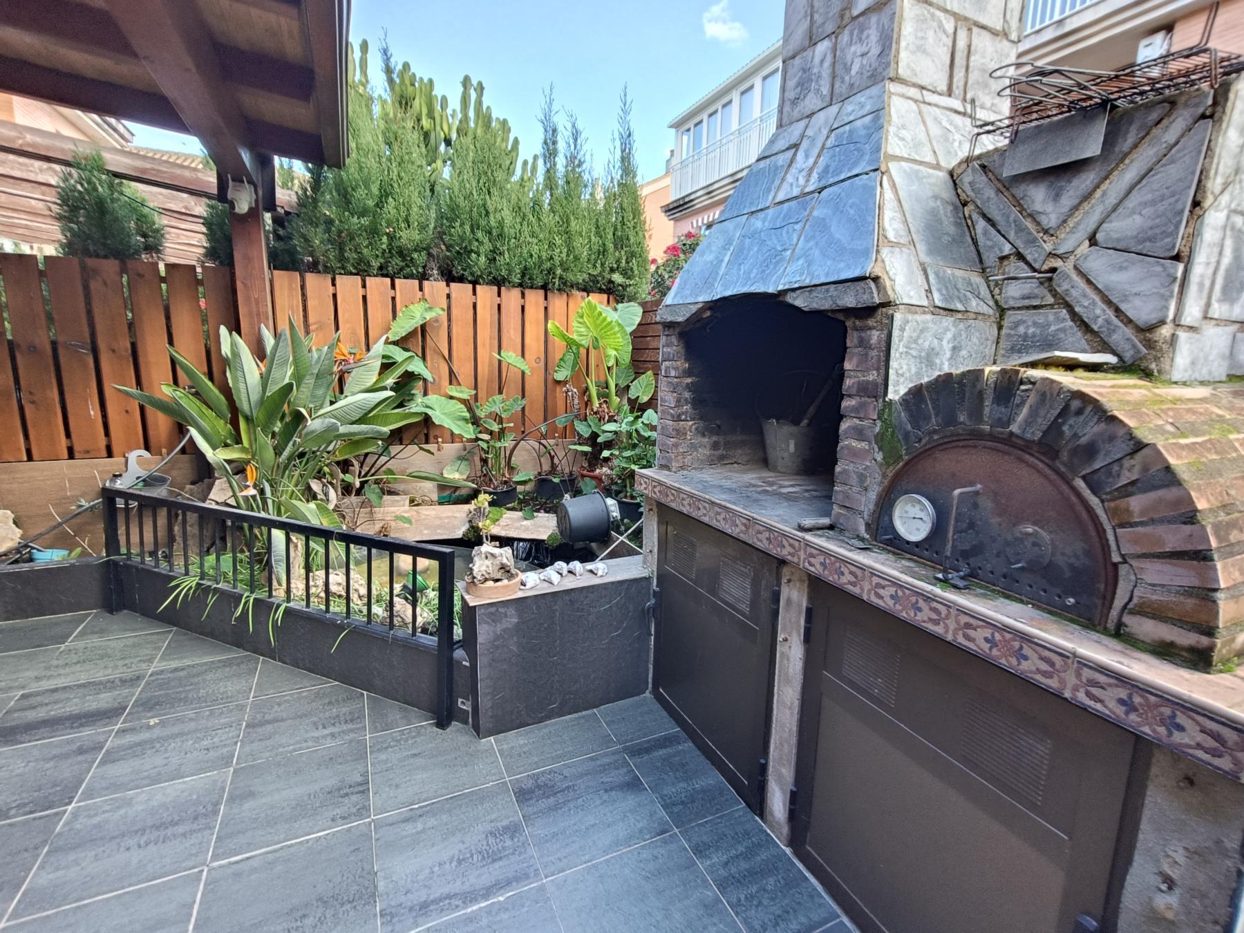For sale of house in Castellón