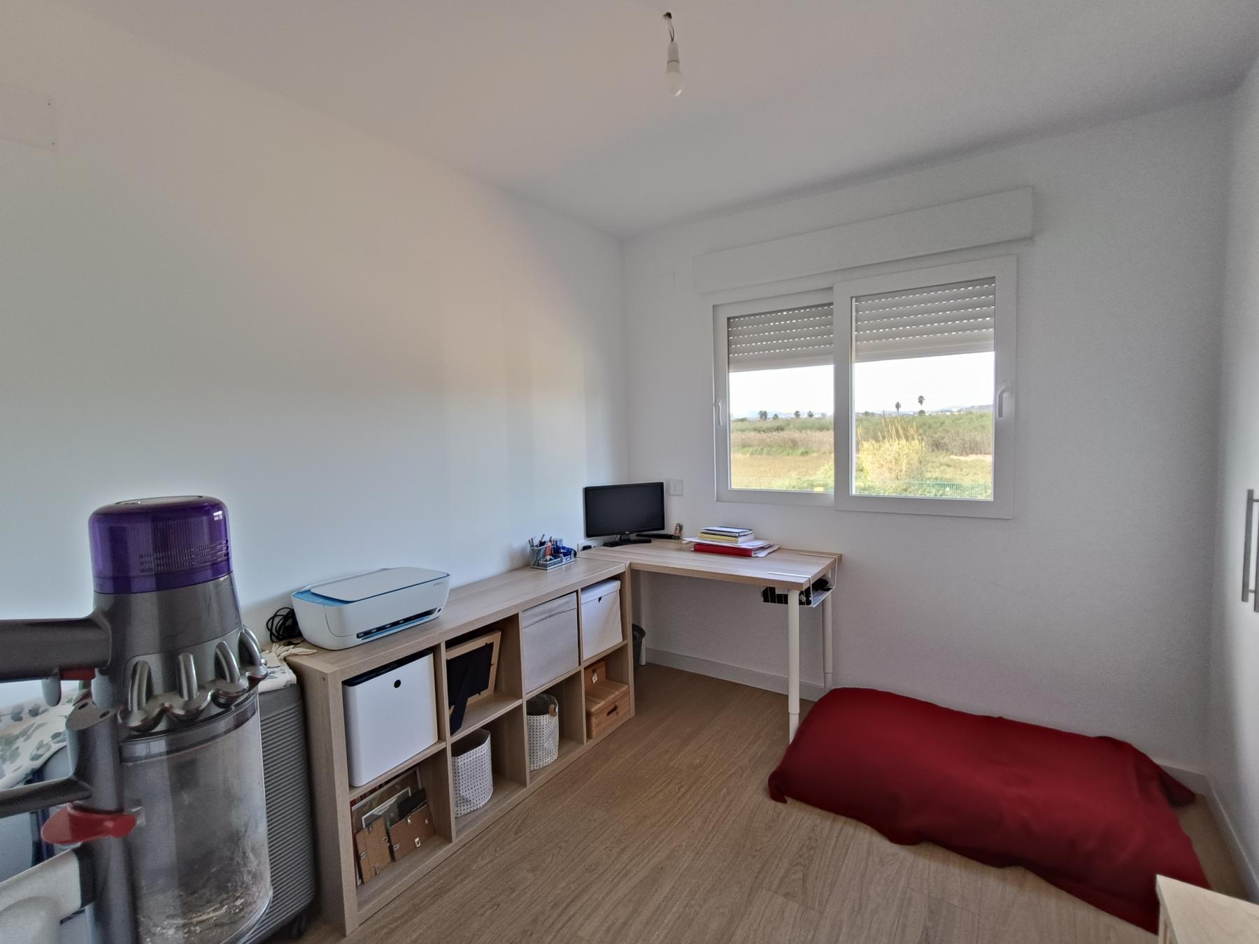 For sale of house in Castellón
