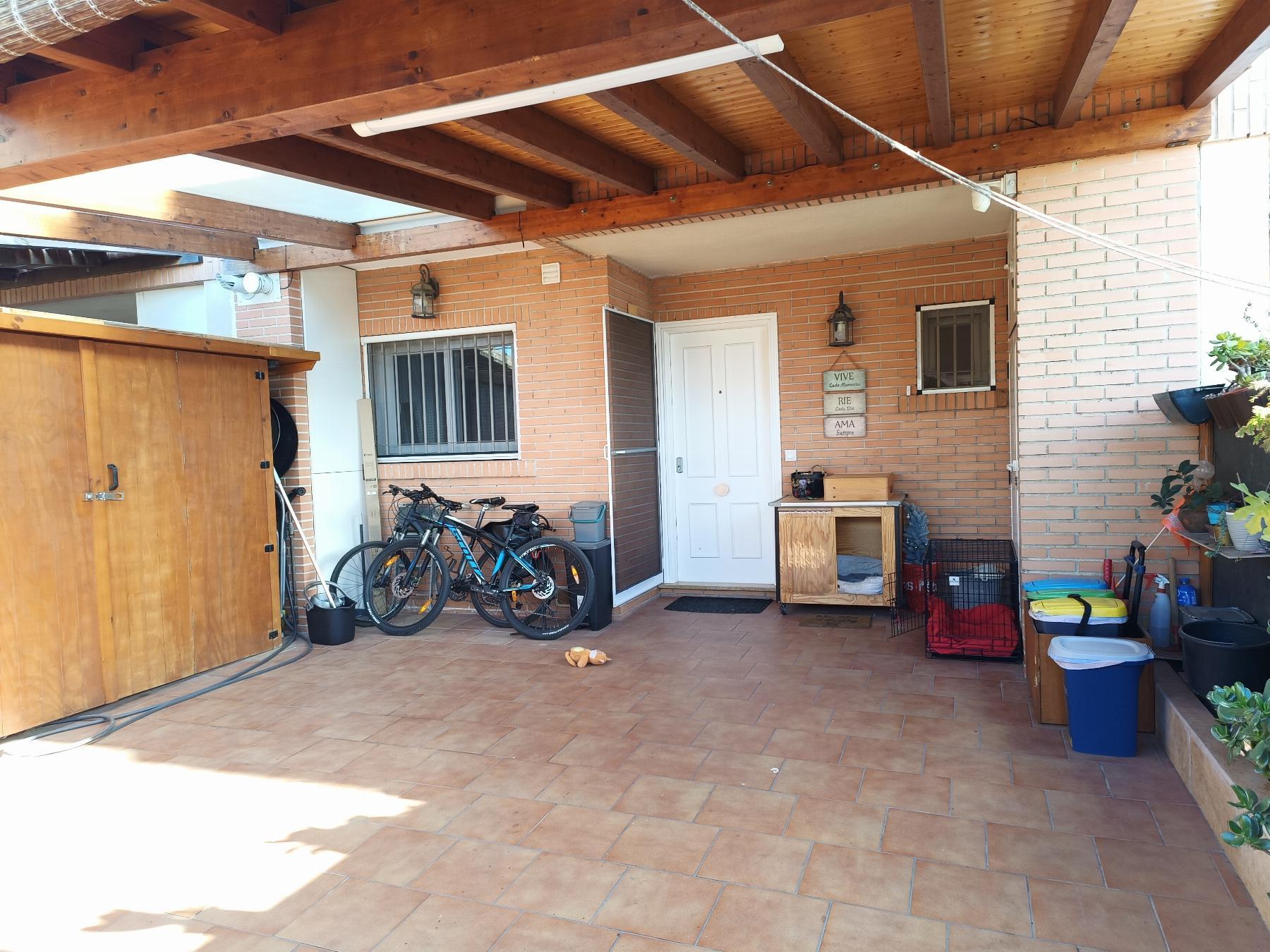 For sale of house in Castellón