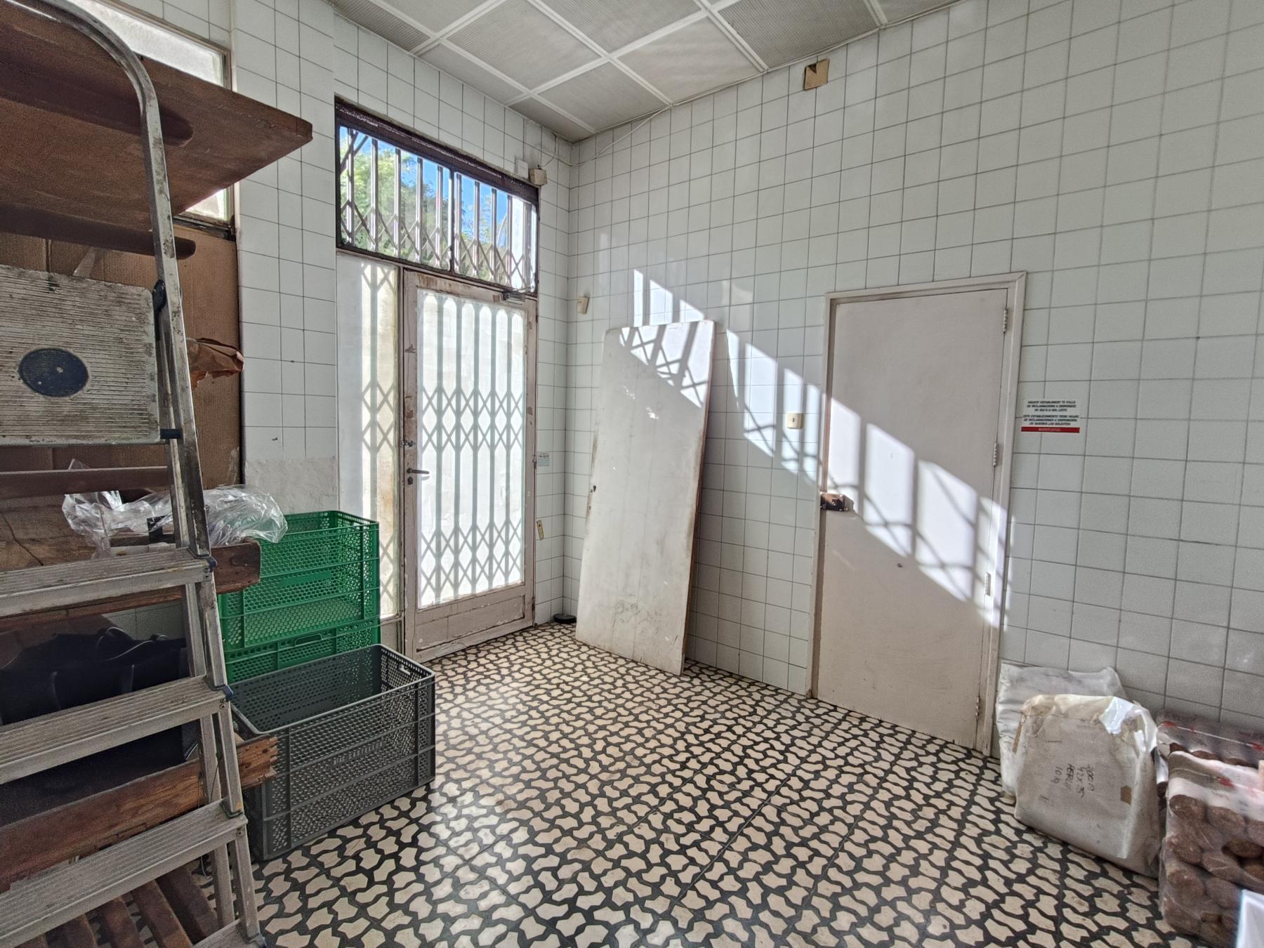 Venta de local en Castellón