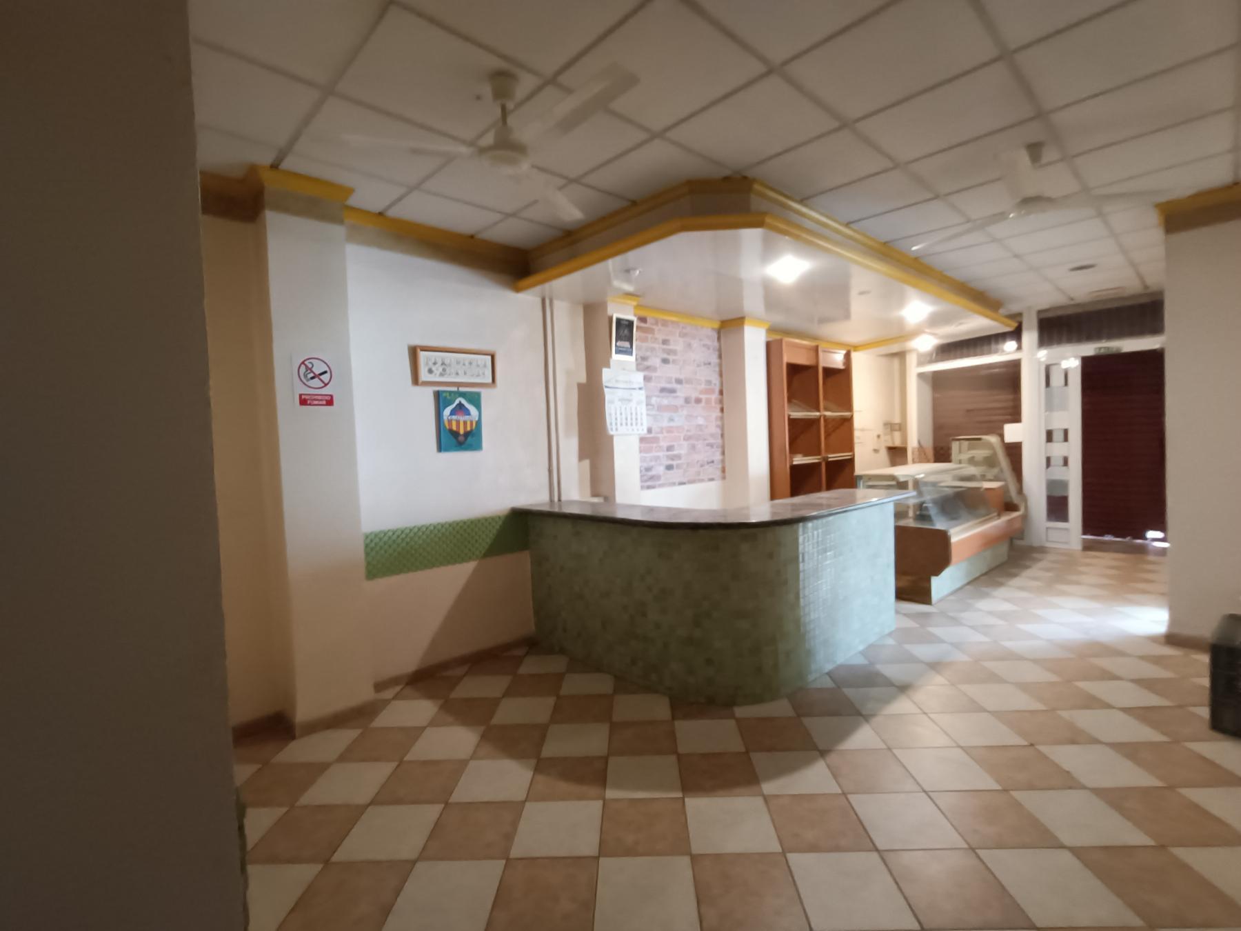 Venta de local en Castellón