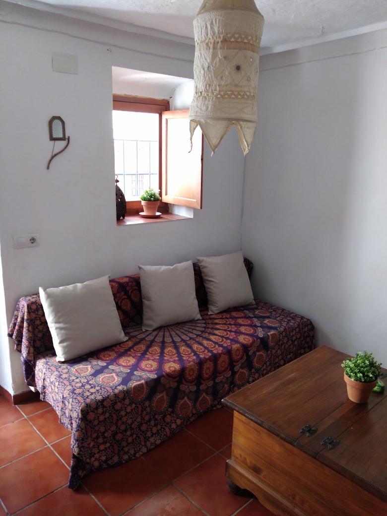 For rent of house in Olvera