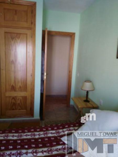 For sale of flat in Segovia