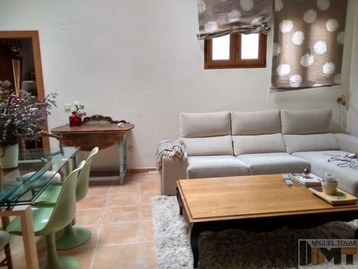 For sale of flat in Segovia